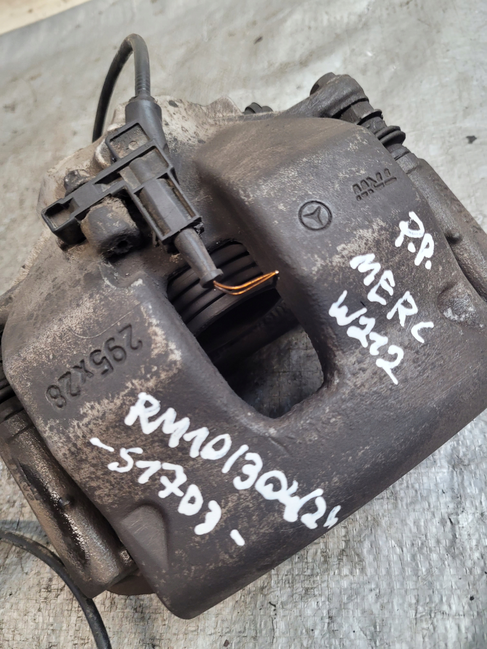 caliper brake right front MERCEDES E class W212 13r. EU