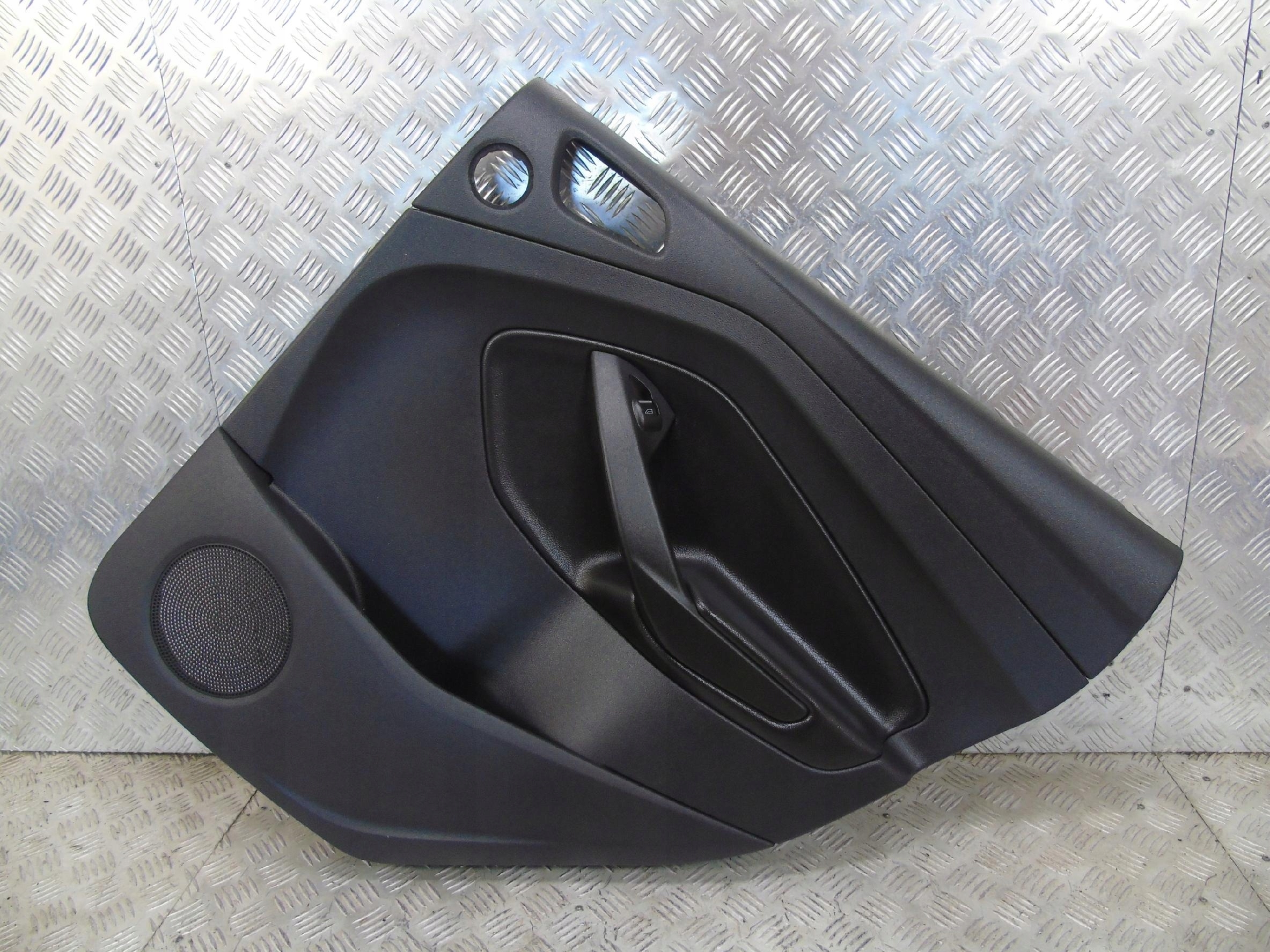 FORD KUGA MK2 BOCZEK DRZWI PRAWY TYŁ TYLNY