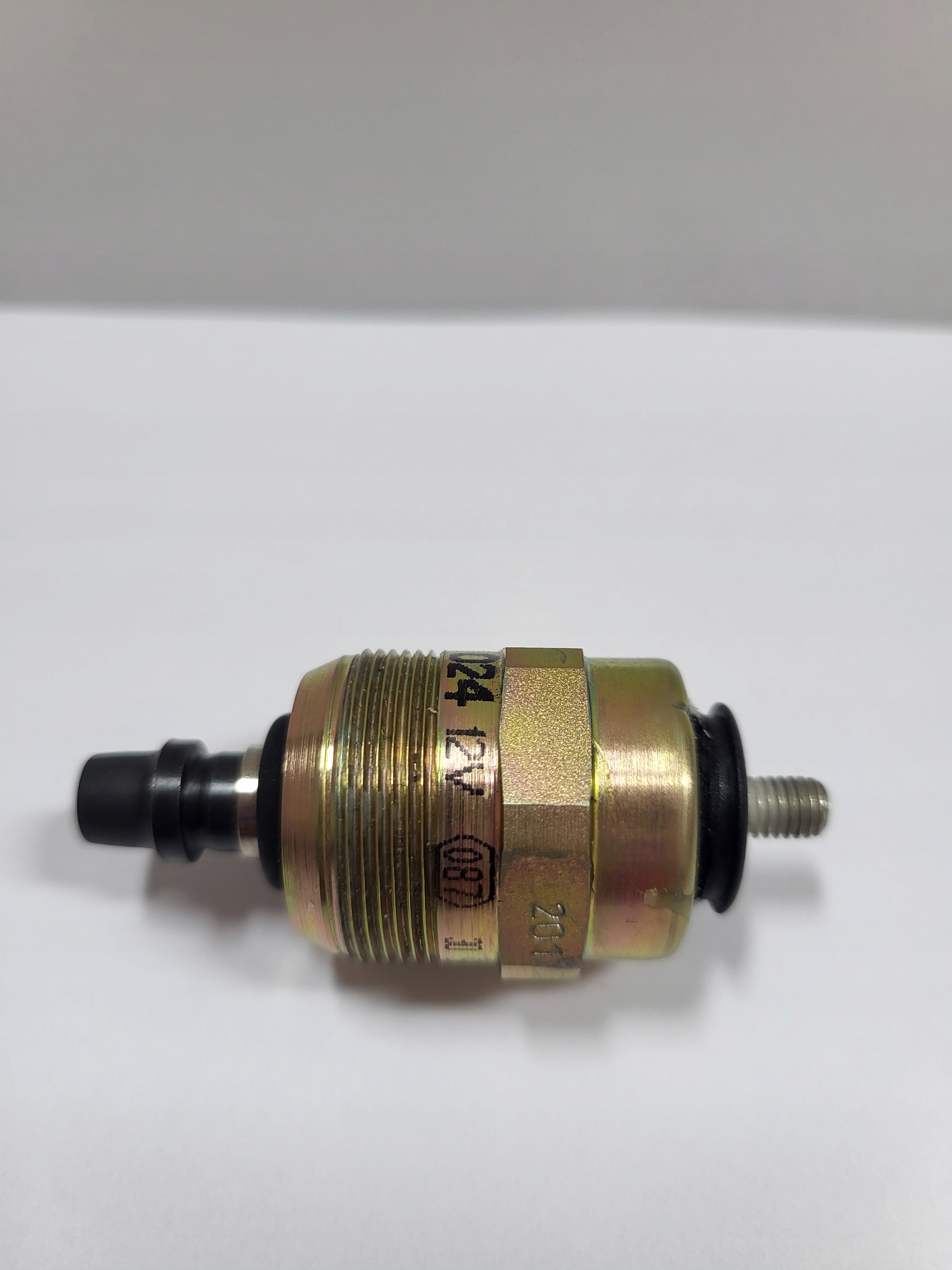 Оптова BOSCH 0 330 001 024 електромагніт