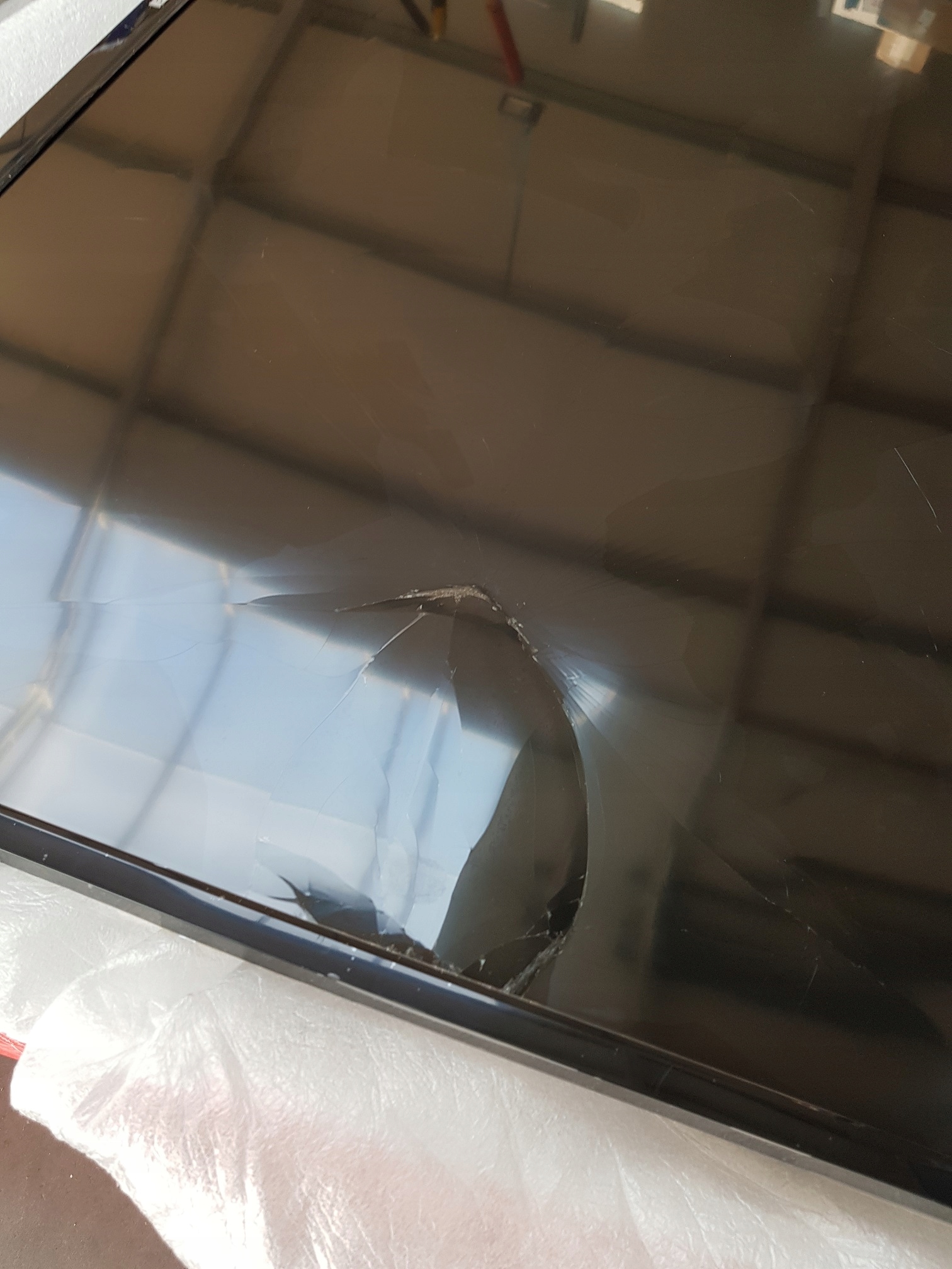 Telewizor LED Telefunken 40FG6011 USZKODZONY Kod producenta 40FG6011