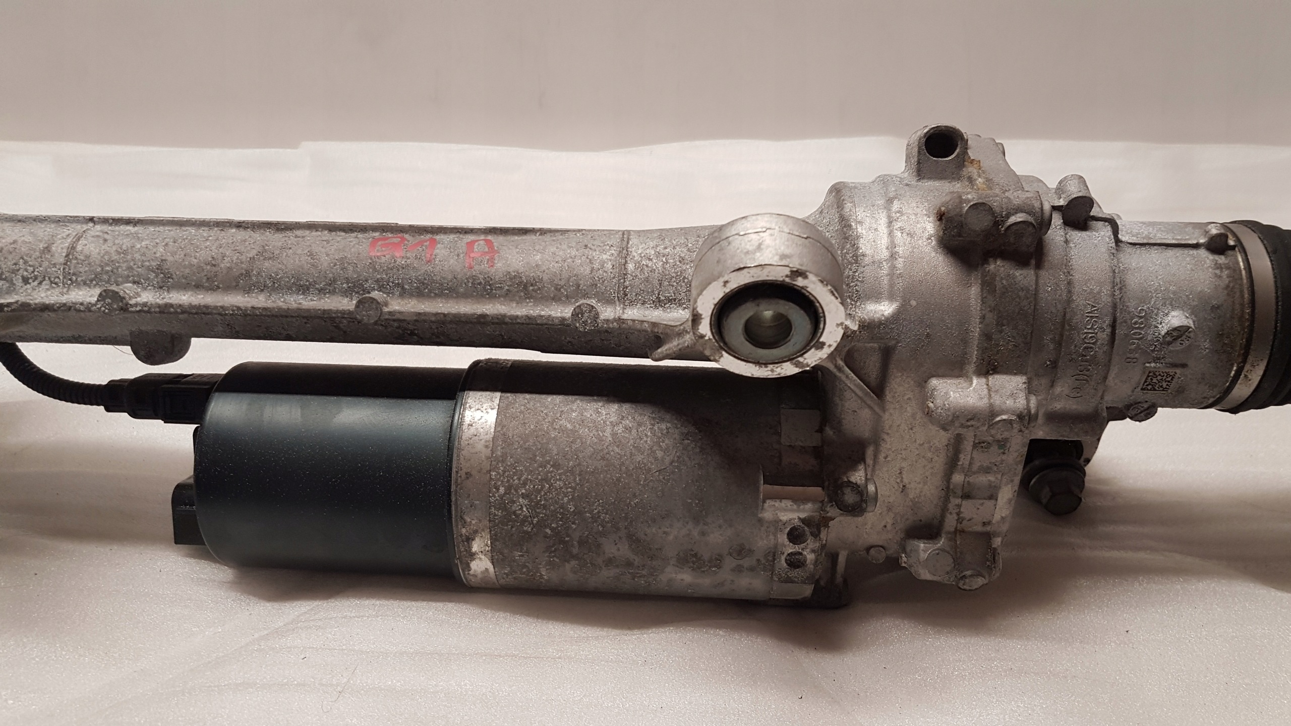 control drag rod servo steering BMW G60 G61 5B619D9