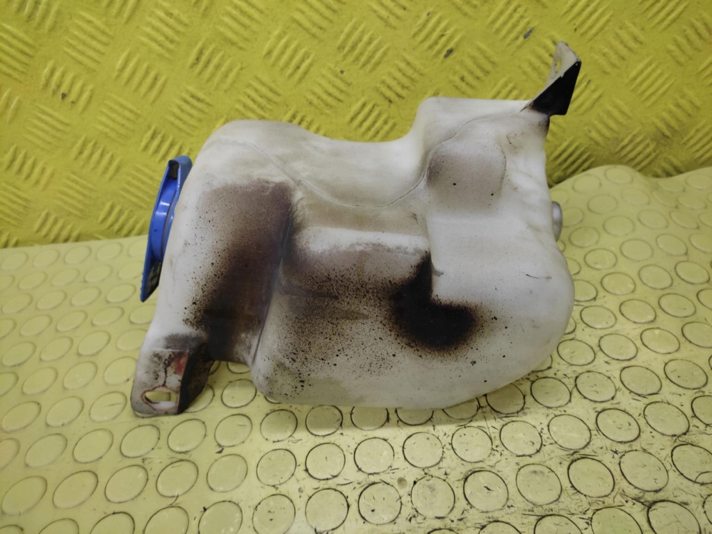 AUDI A3 8L washer fluid tank 1J0955453