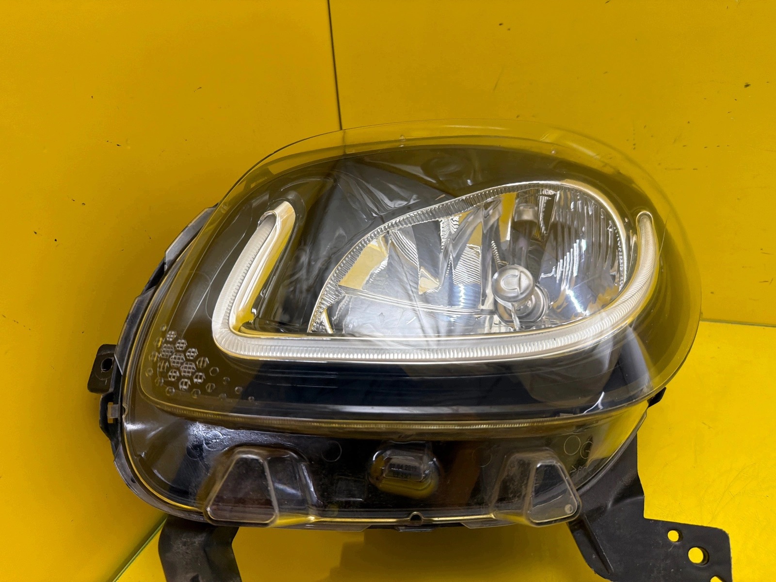 light left front Smart Forfour 3 III A453 W453 Led 2016- 260609944R