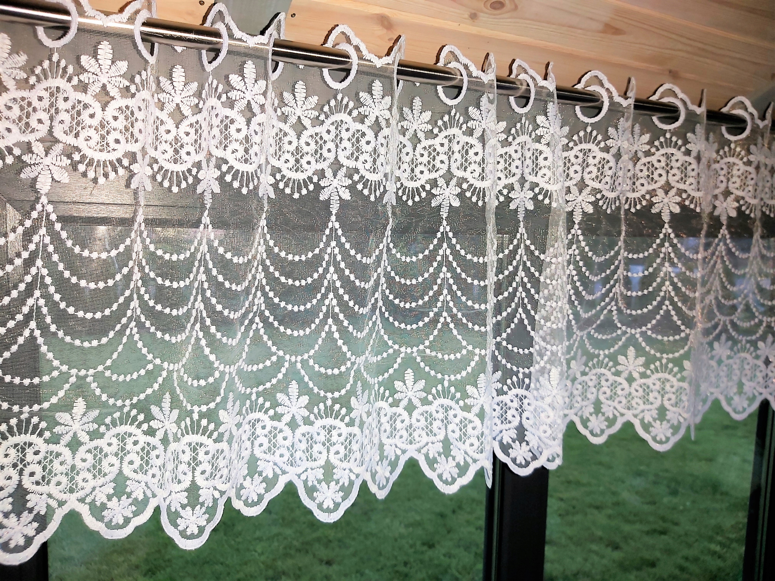 

Zazdroska Kuchenna Gipiura Biała 120CM Łańcuszek