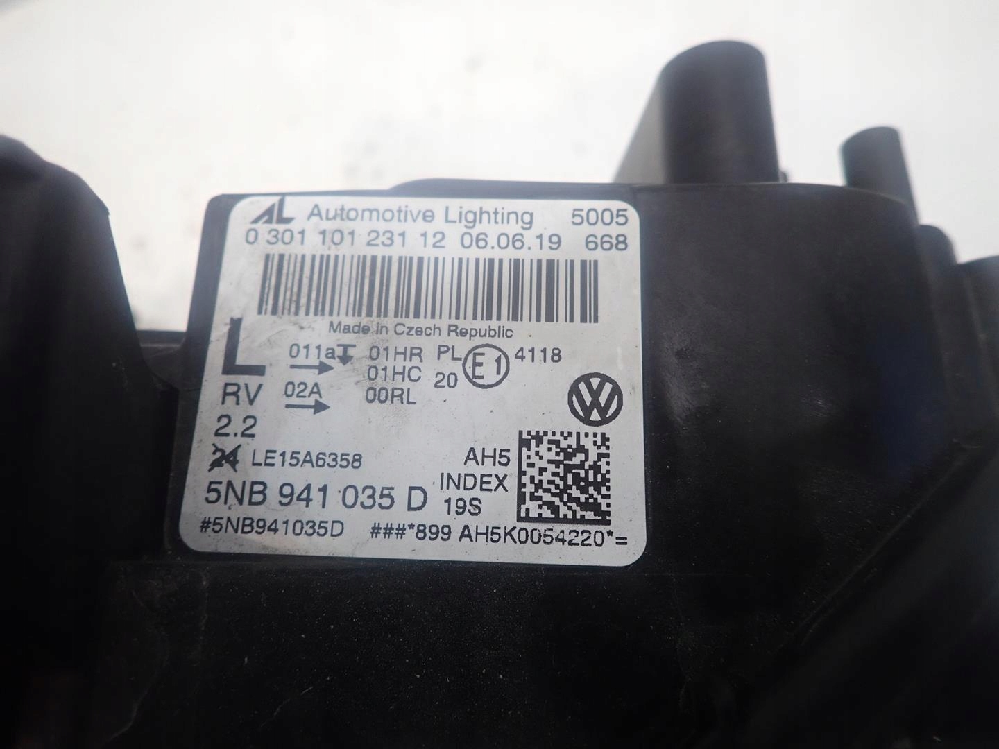 light front left VW TIGUAN II 2015- FULL LED 5N