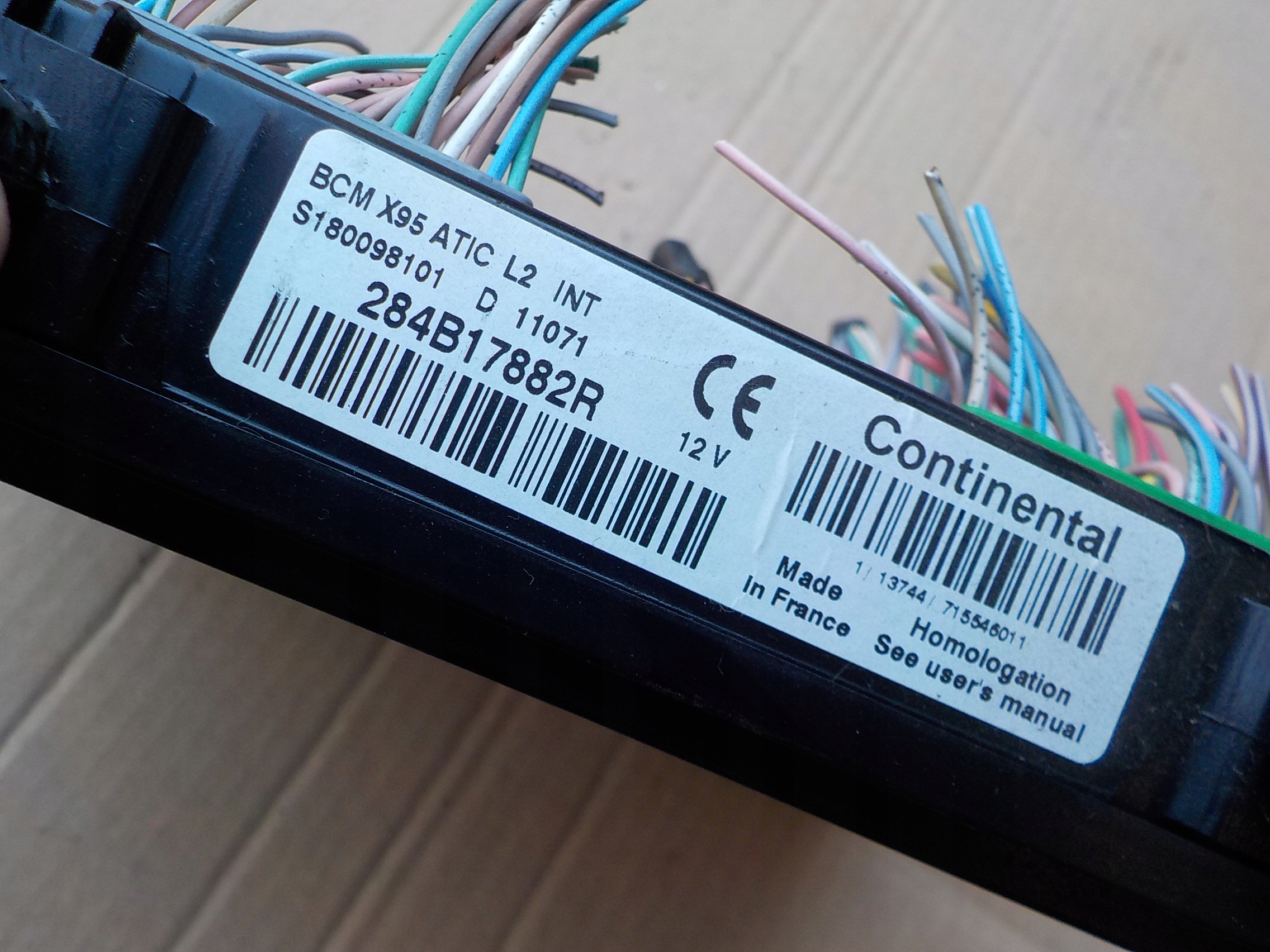 module bcm renault megane III 284B17882R