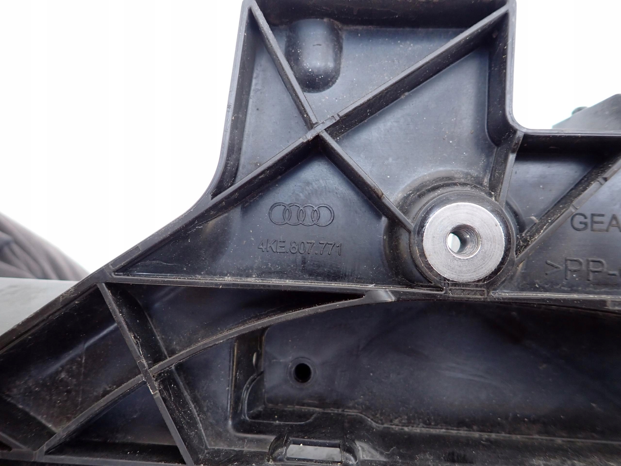 AUDI E-TRON 18-> blinds air line blinds intake air duct air line