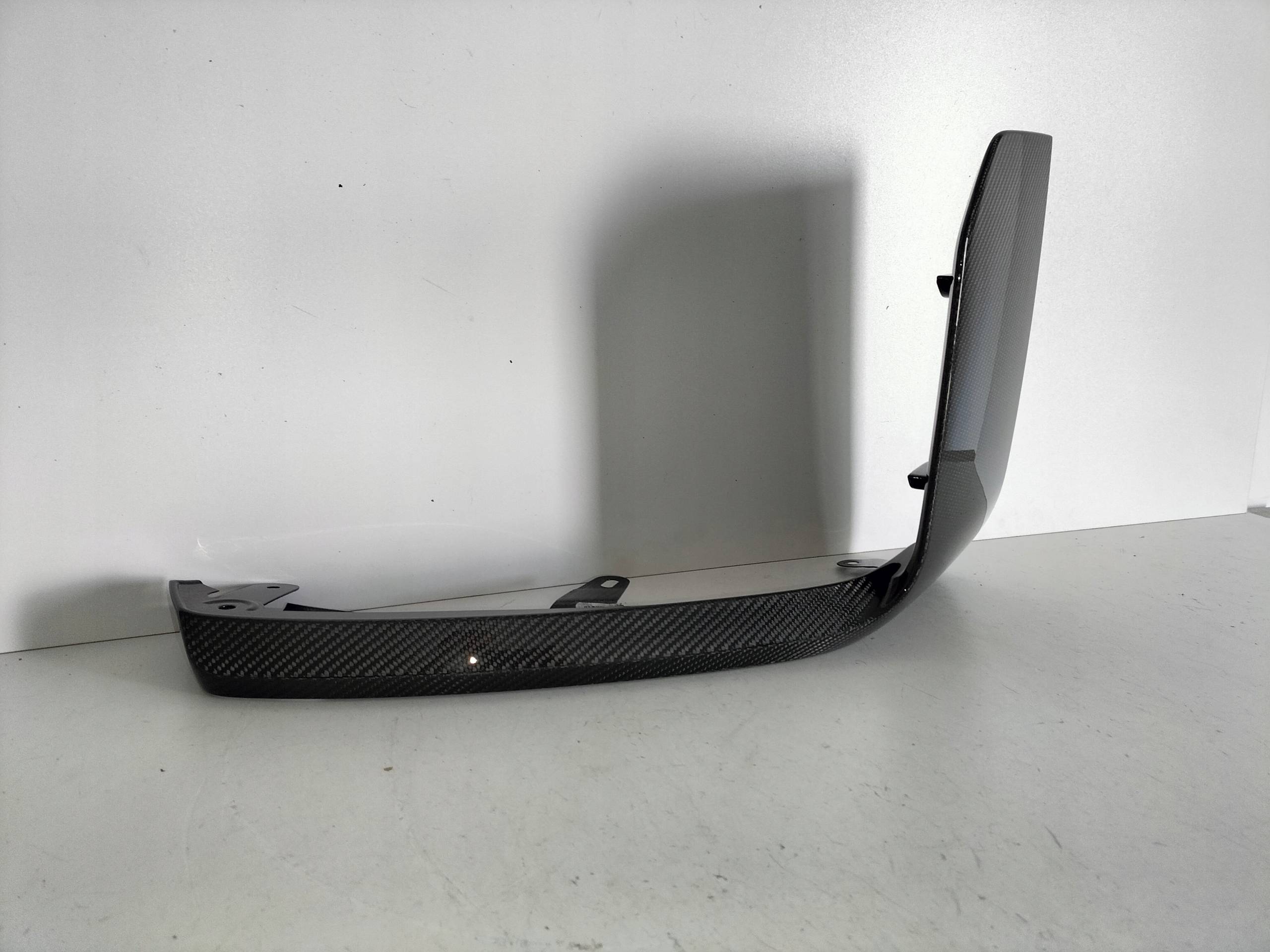 cap accessories of a bumper front left carbon BMW M2 G87 M PERFORMANCE