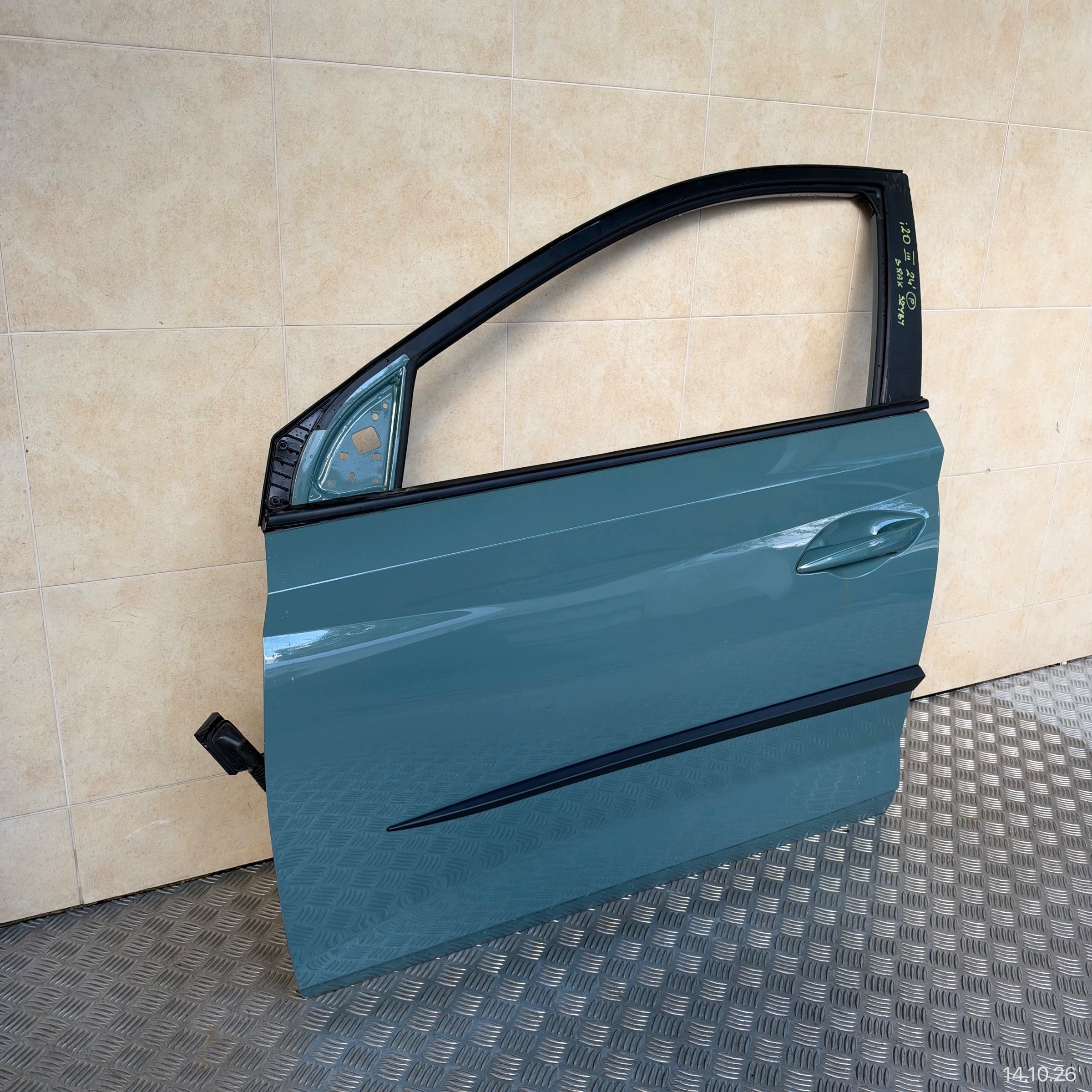 door front left HYUNDAI I20 III 2024 year does not have windows