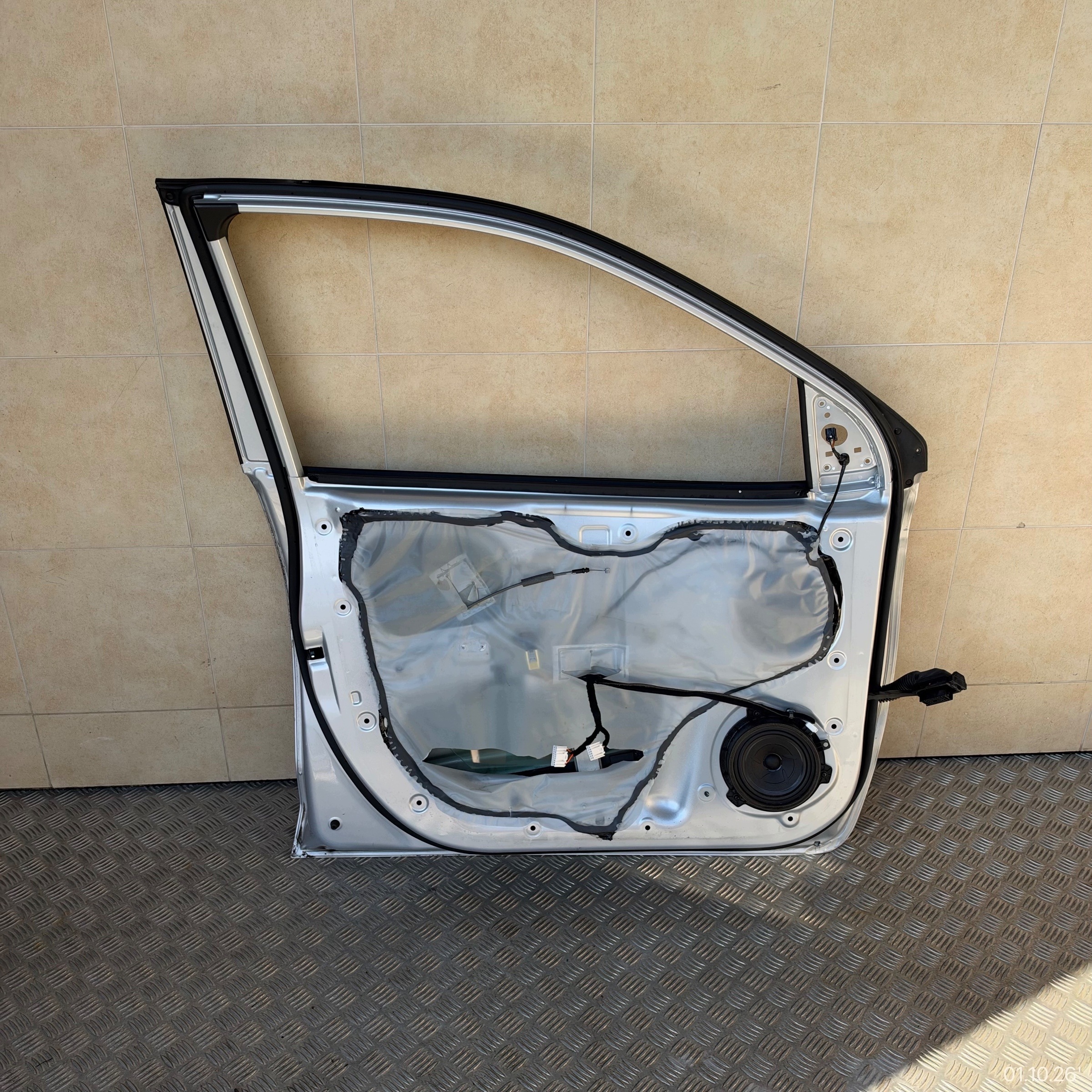 door complete front left HYUNDAI I10 III 2022 year