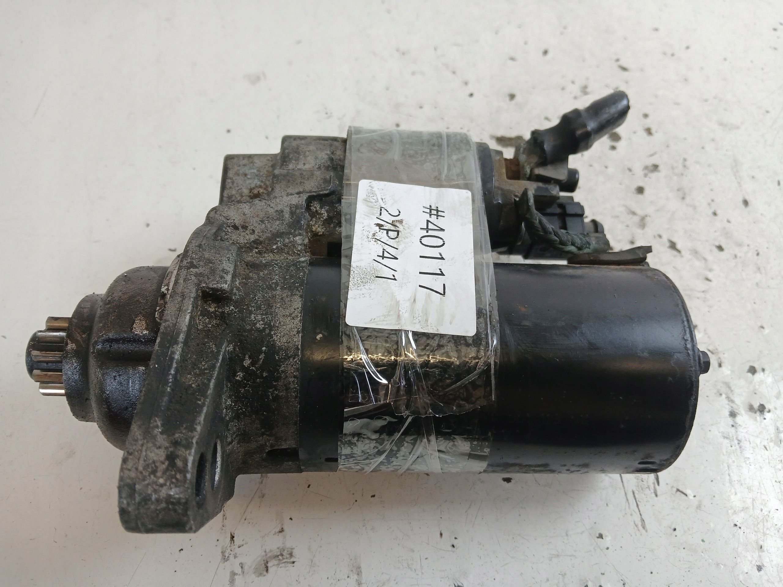 VW GOLF V 1.9 TDI starter 0001123012
