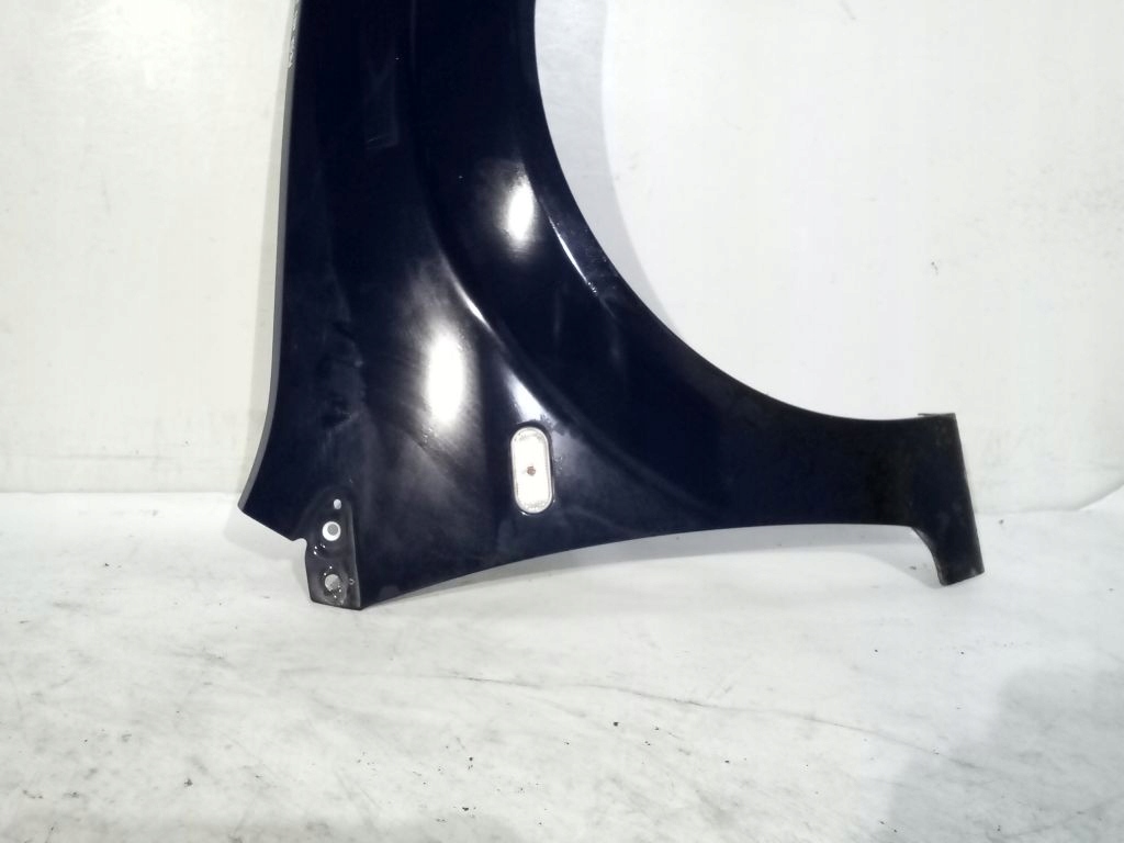 Ford Fiesta MK6 lift parafango Destra E8