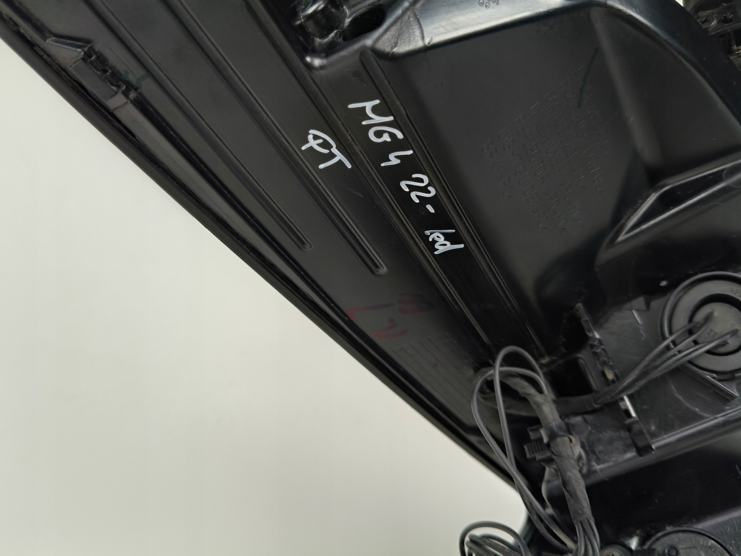 light right rear MG 4 MG4 22- LED