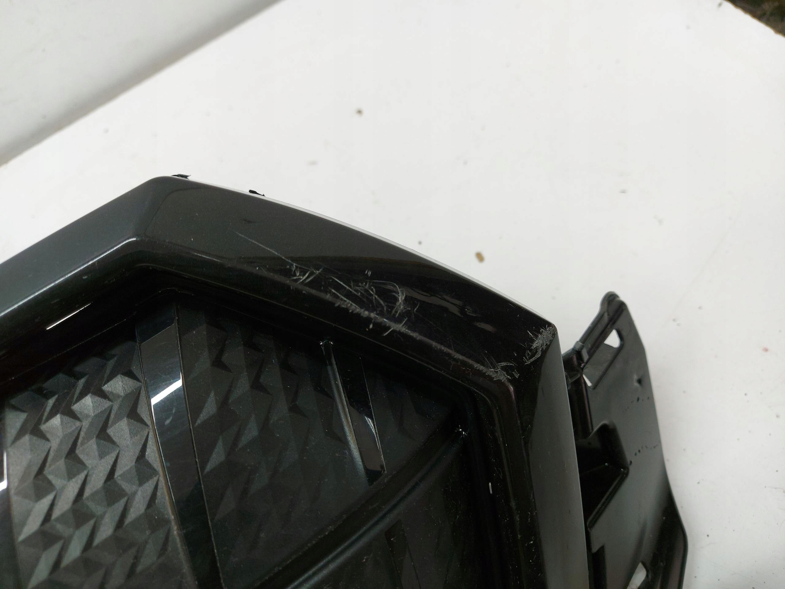 SKODA ENYAQ 5LA grill grille bumper front 5LA853653