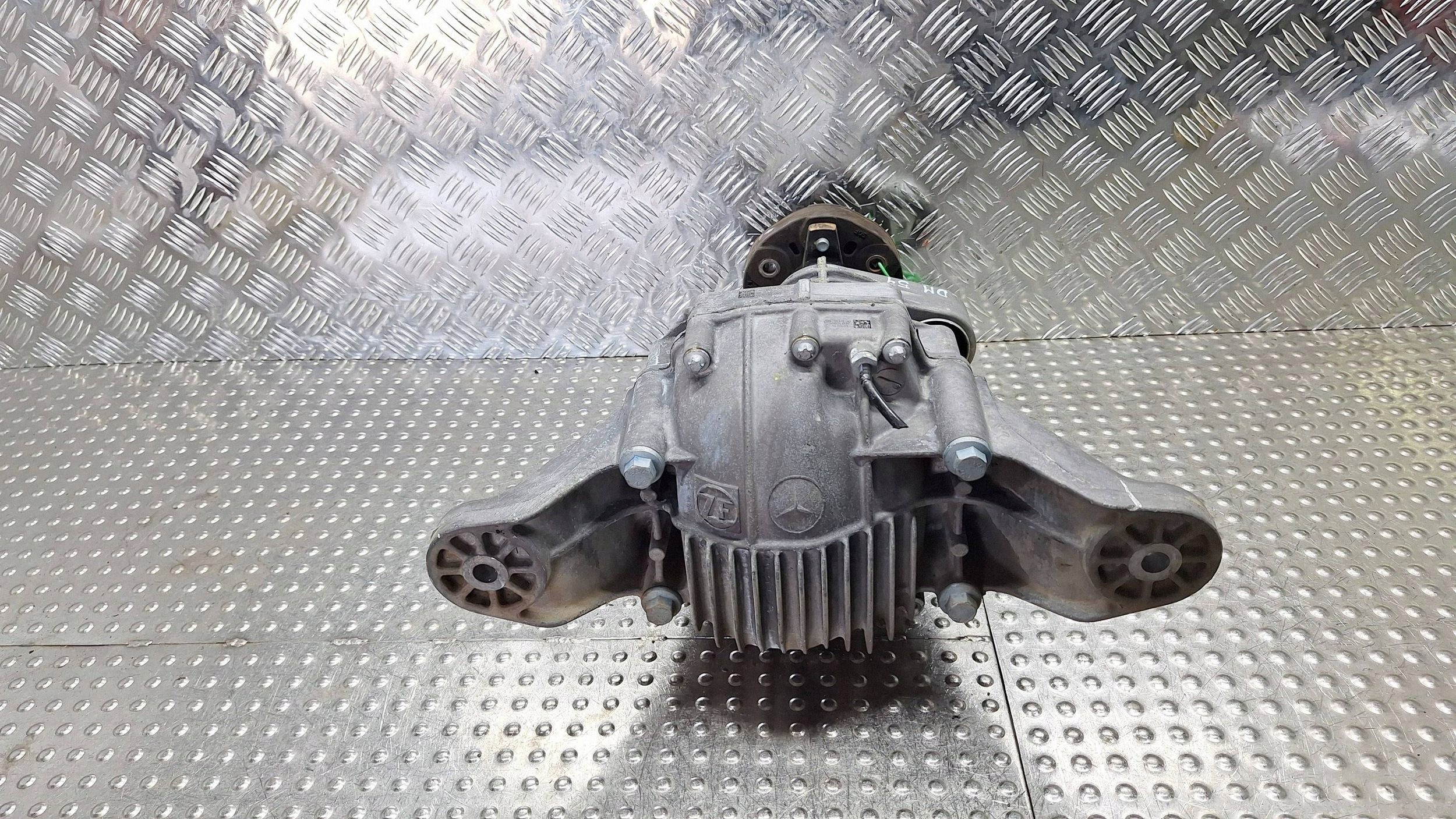 differential diff rear part 4460-310-032 MERCEDES ML W164 3.0 CDI V6