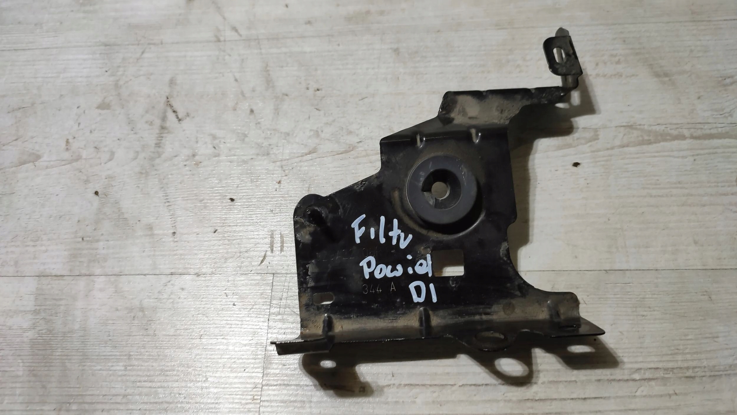 Dacia Duster und 16r 1.6b Halter filter luft