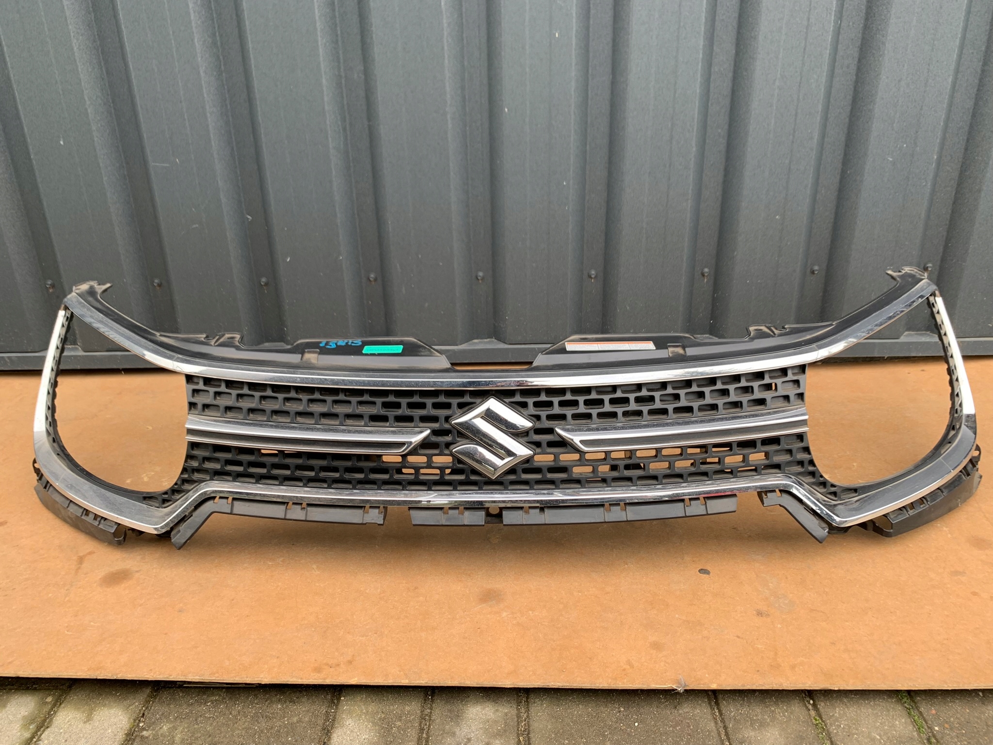 Suzuki Ignis I FH Kühlergrill FRONTGRILL Kühlergitter 7211262R0SUZU - Thumbnail 1