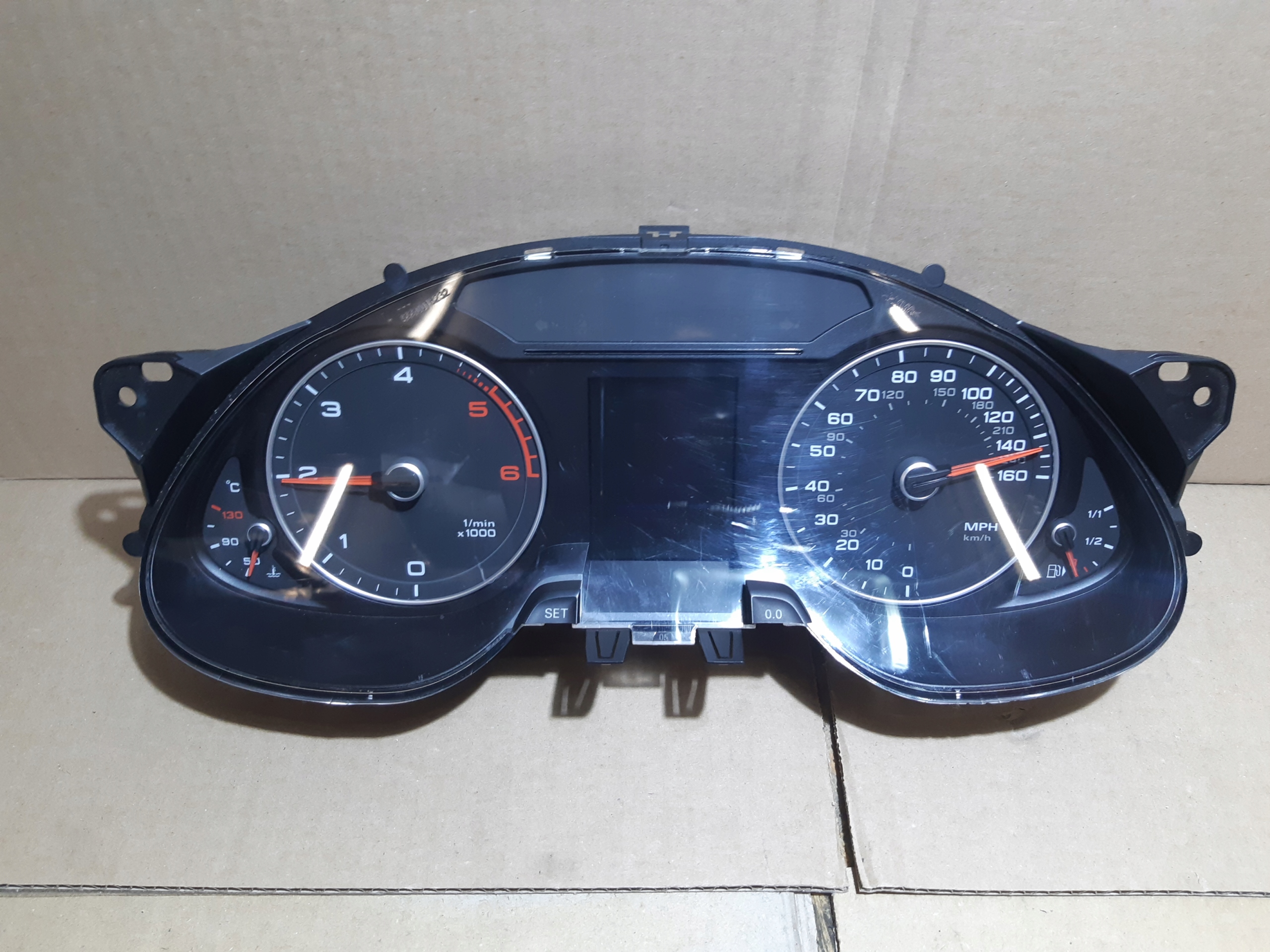 AUDI A4 B8 LIFT dials dials UK 8K0920982B