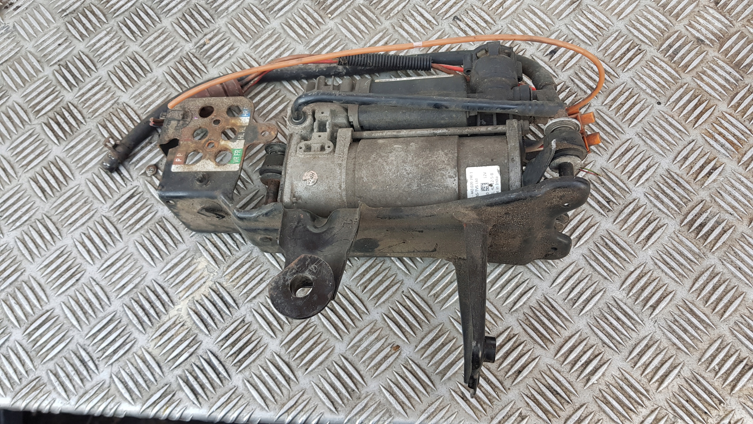 AUDI A6 C6 4F0 kompresor pérování 4430201901
