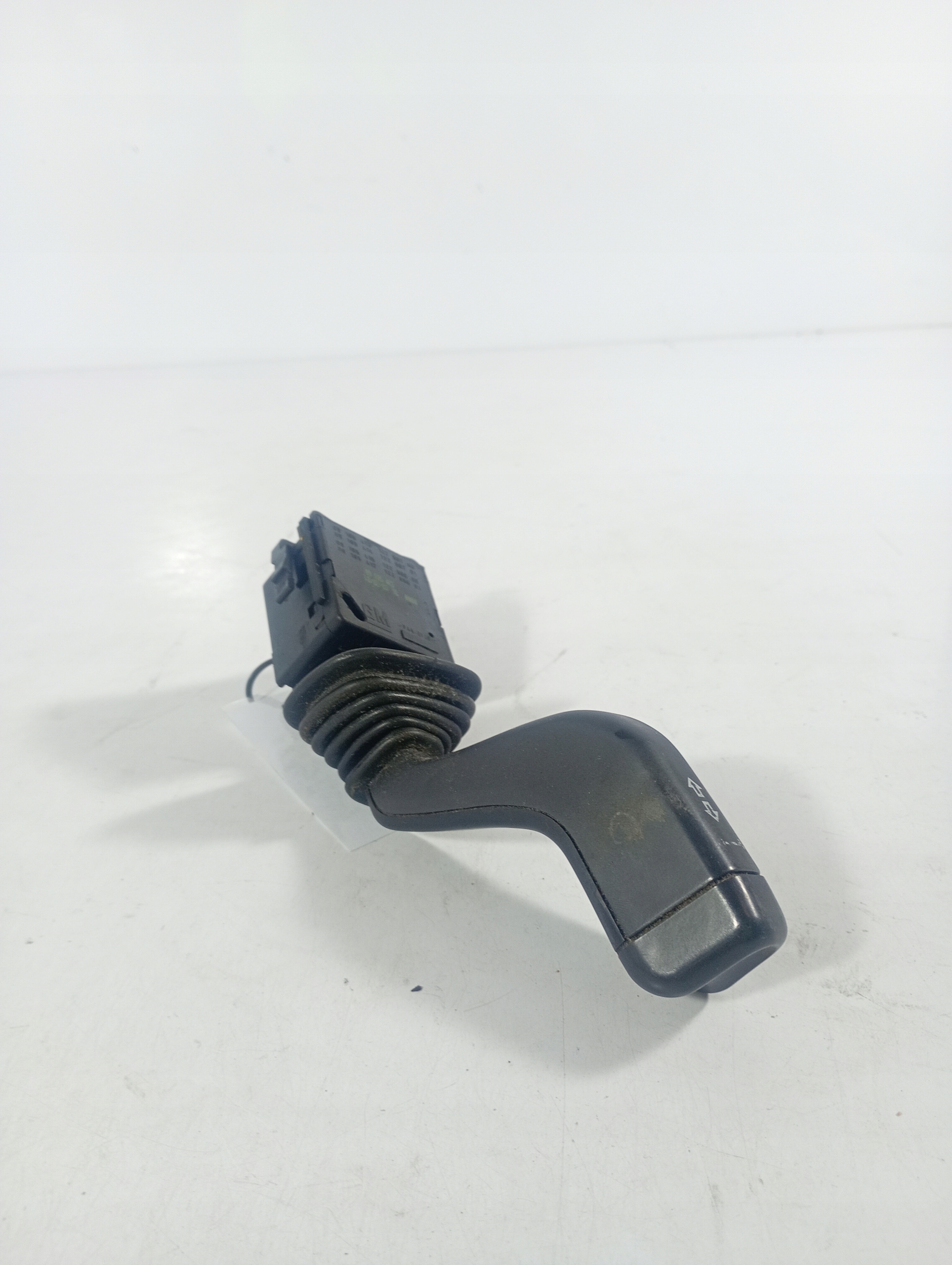 Opel Corsa C 00-06 switch switch MANETKA of indicators 091851413