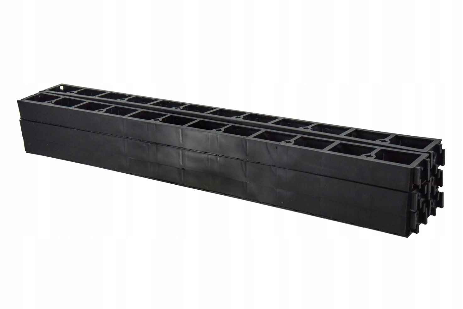 

Obrzeże trawnikowe ogrodowe 45mm 24szt 75kotew