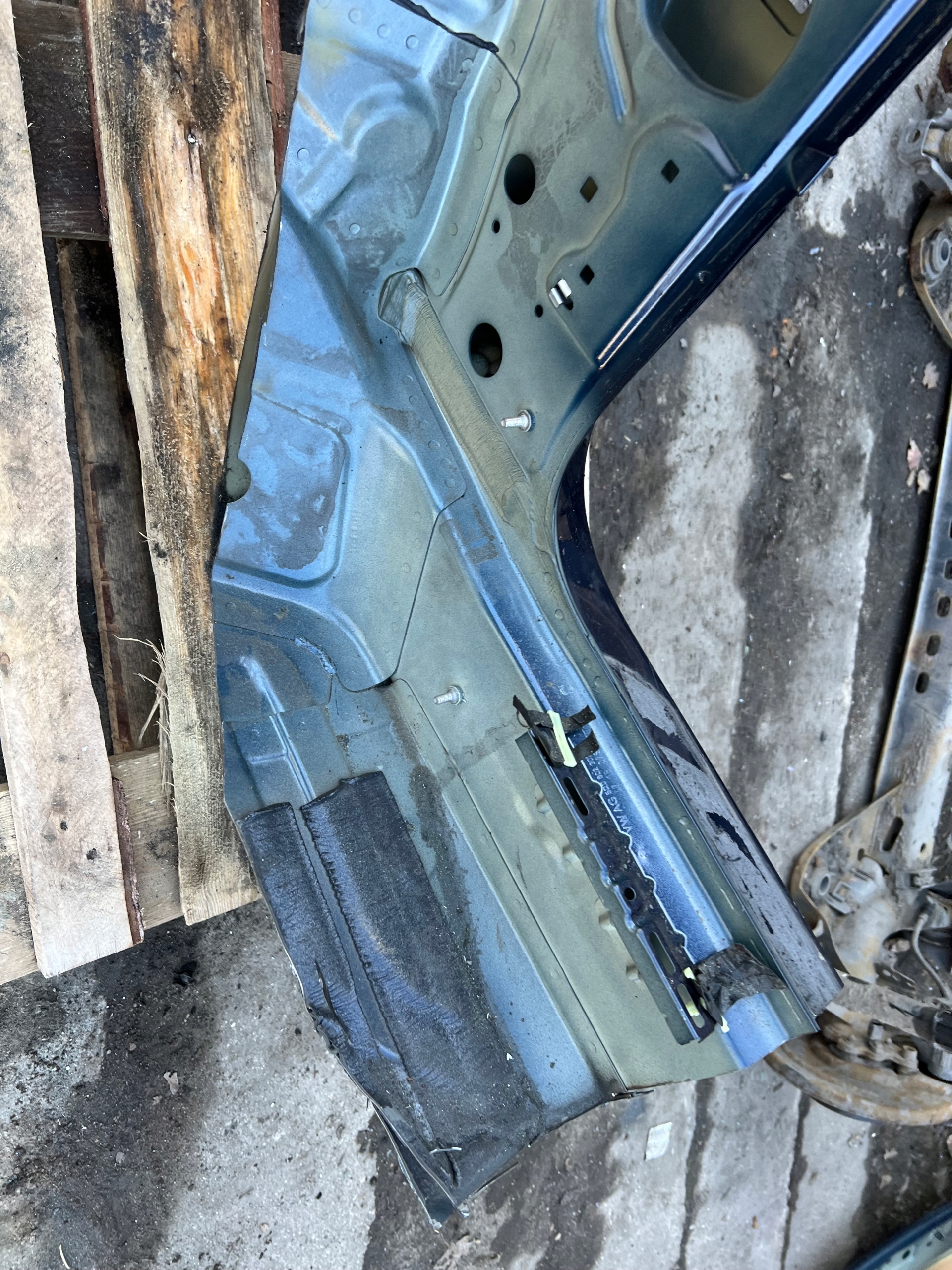VOLKSWAGEN GOLF VII quarter quarter right front front FARTUCH threshold