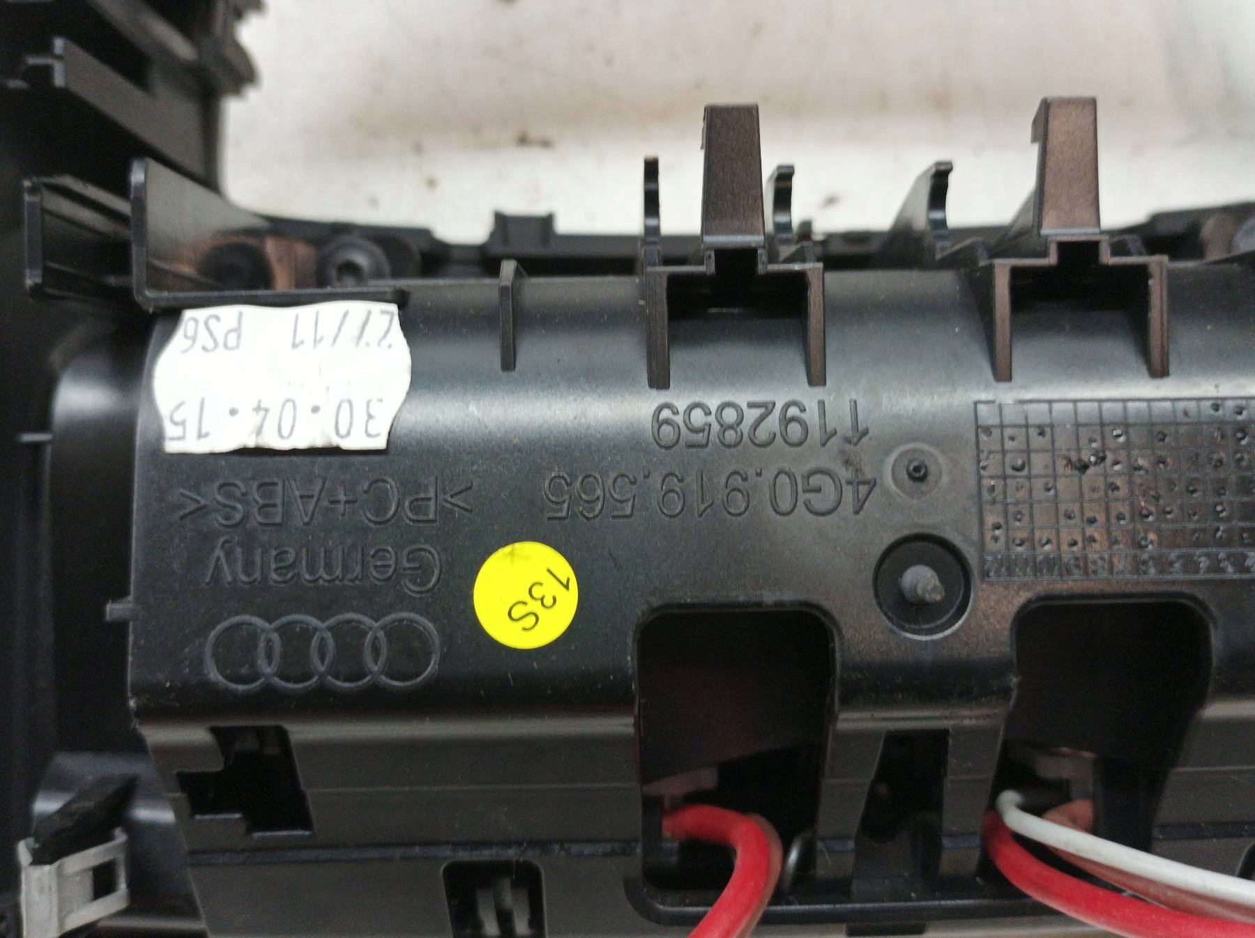 ashtray frame TUNELU adapter 12V Audi A6 IV (2011-2018) C7