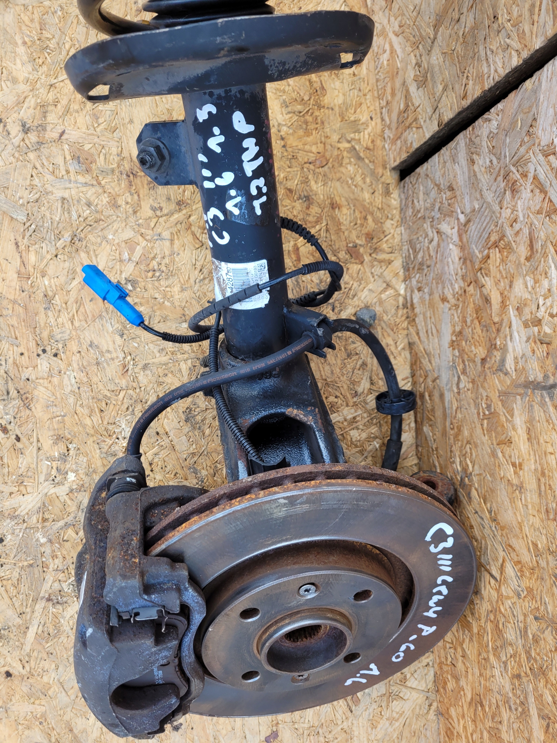 otoč levá CITROEN C3 III P61