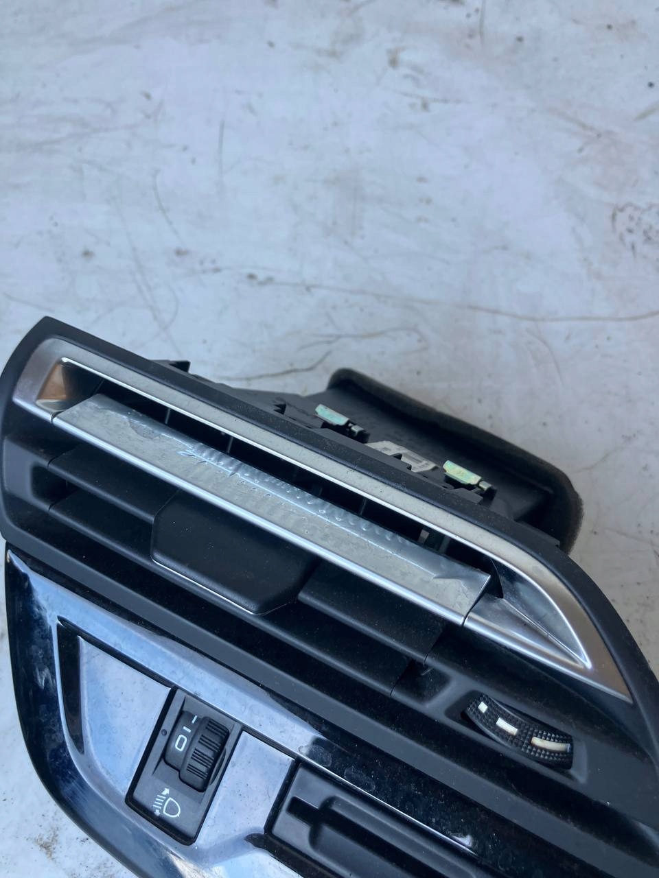grid air conditioning devices left CITROEN C4 PICASSO II EUROPA CHROM #29