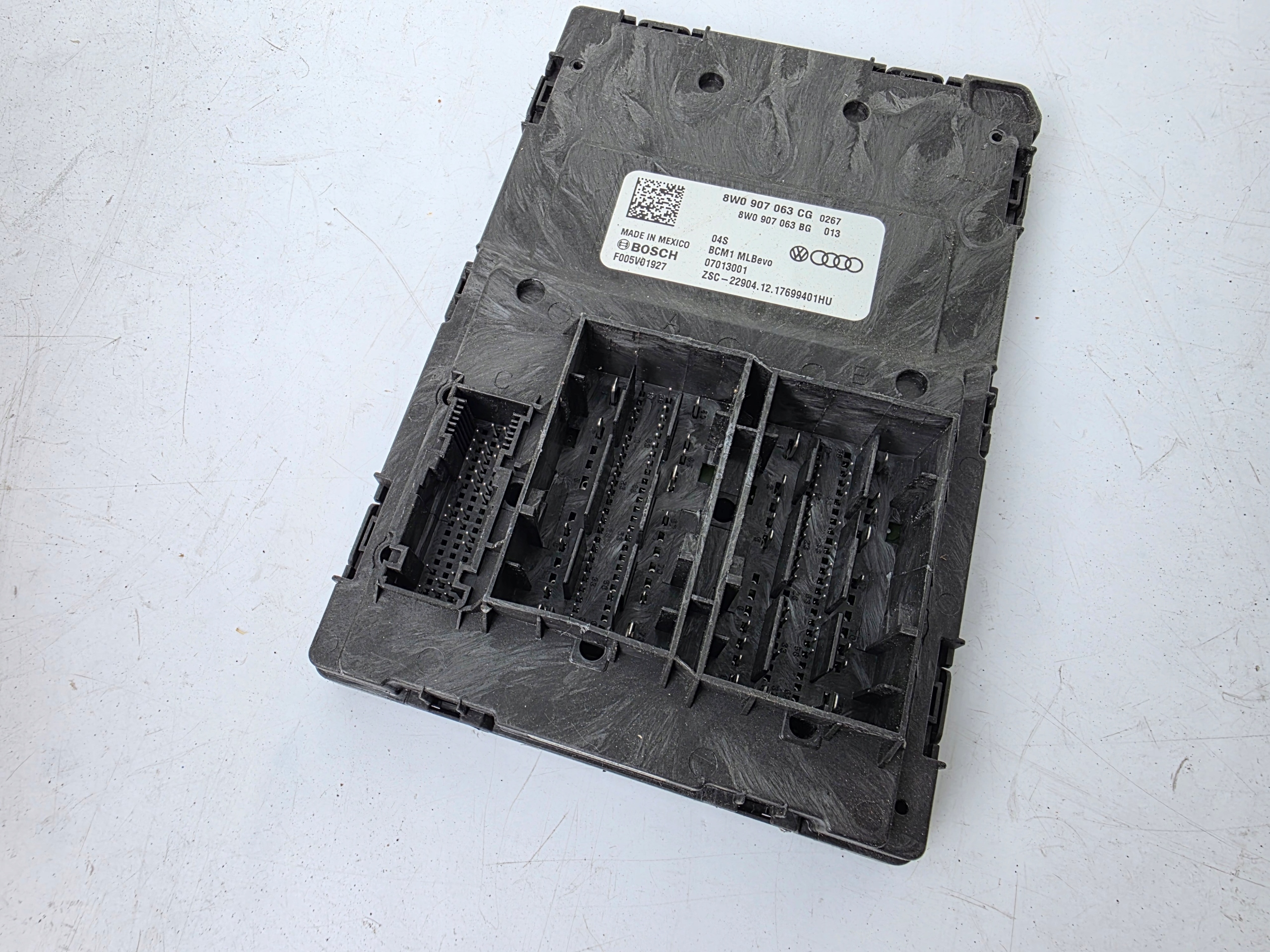 Unité commande confort BCM AUDI Q5 80A FY 8W0907063CG