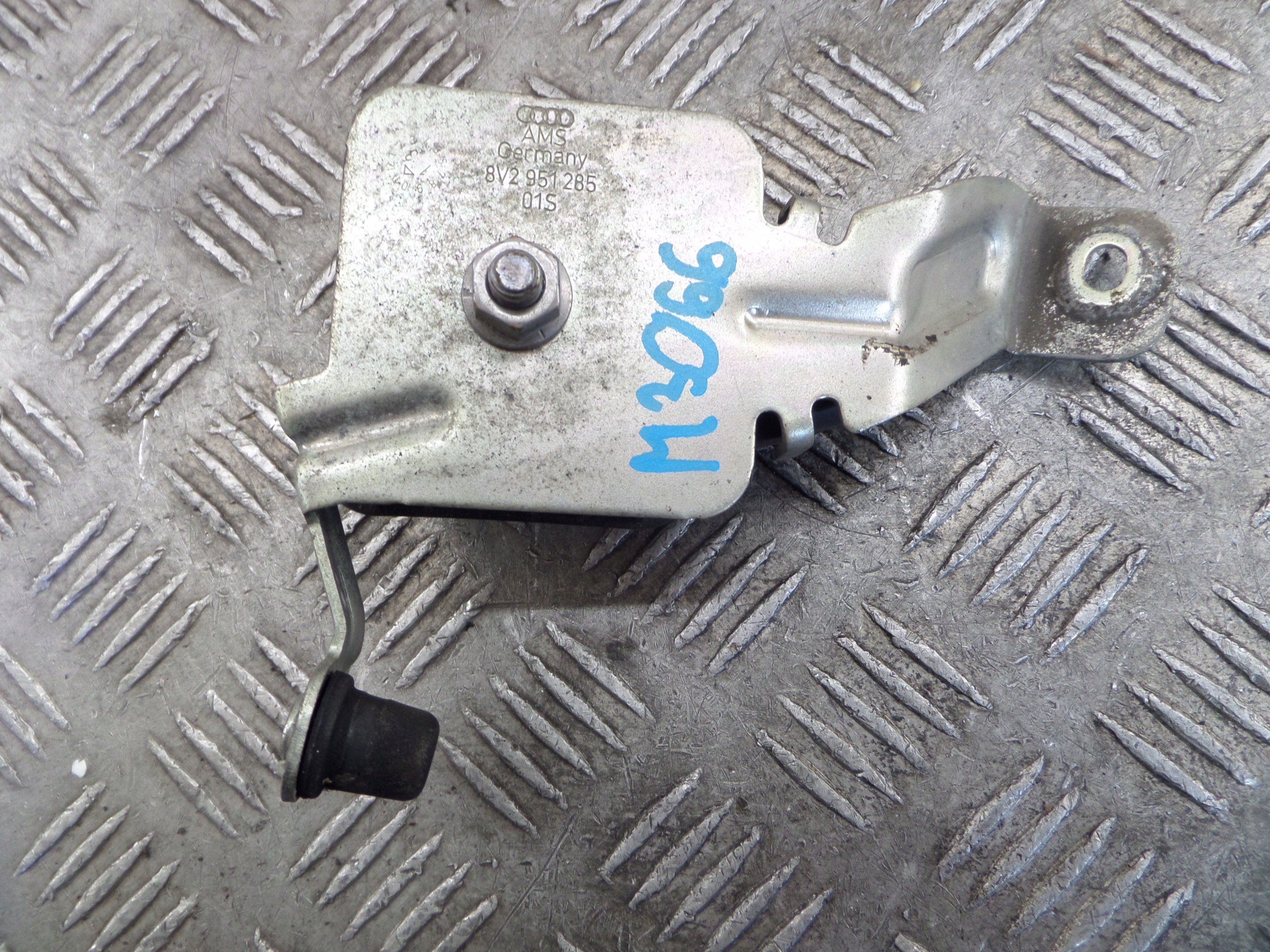 Audi A3 8V Syrena alarmowa 8v2951285