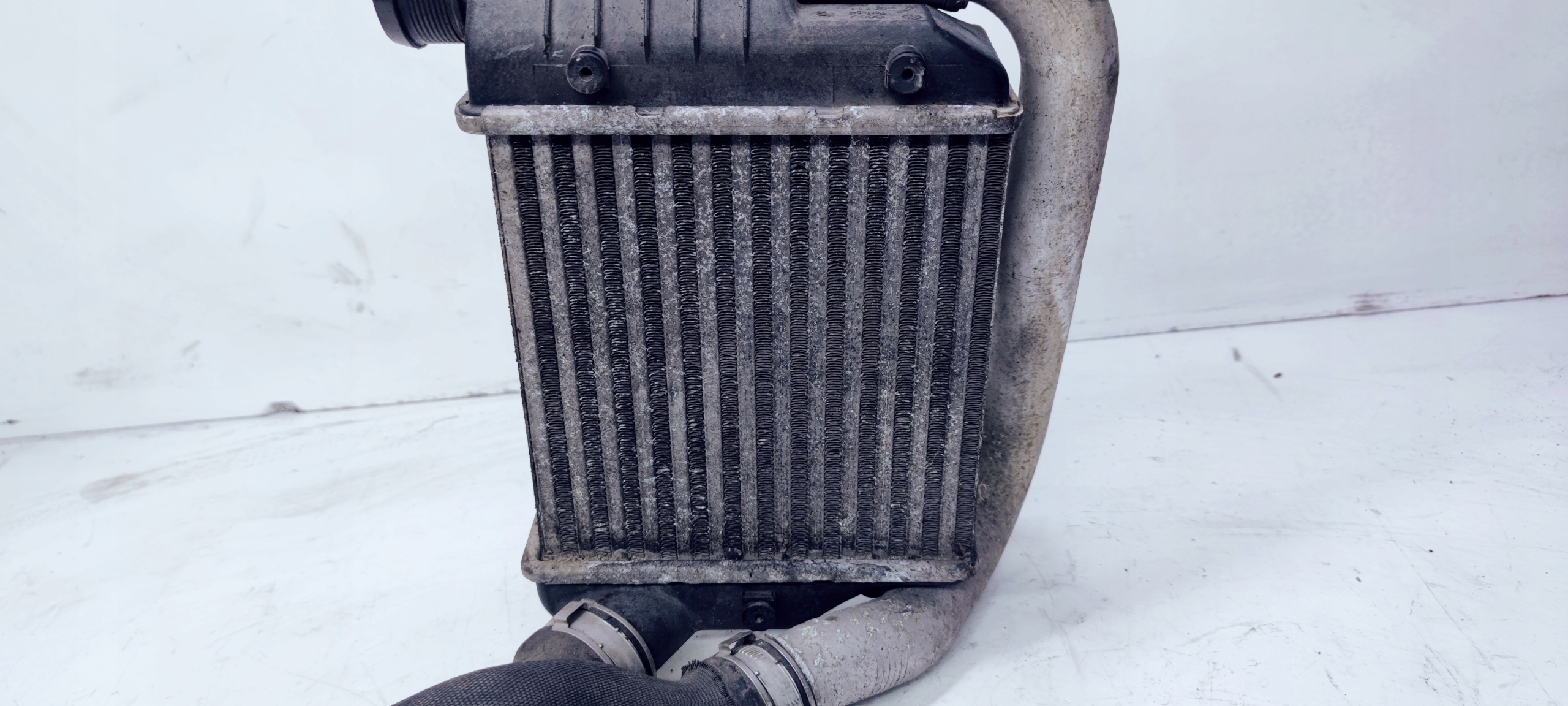 radiator intercooler AUDI A6 2.7 3.0 4F0145805E