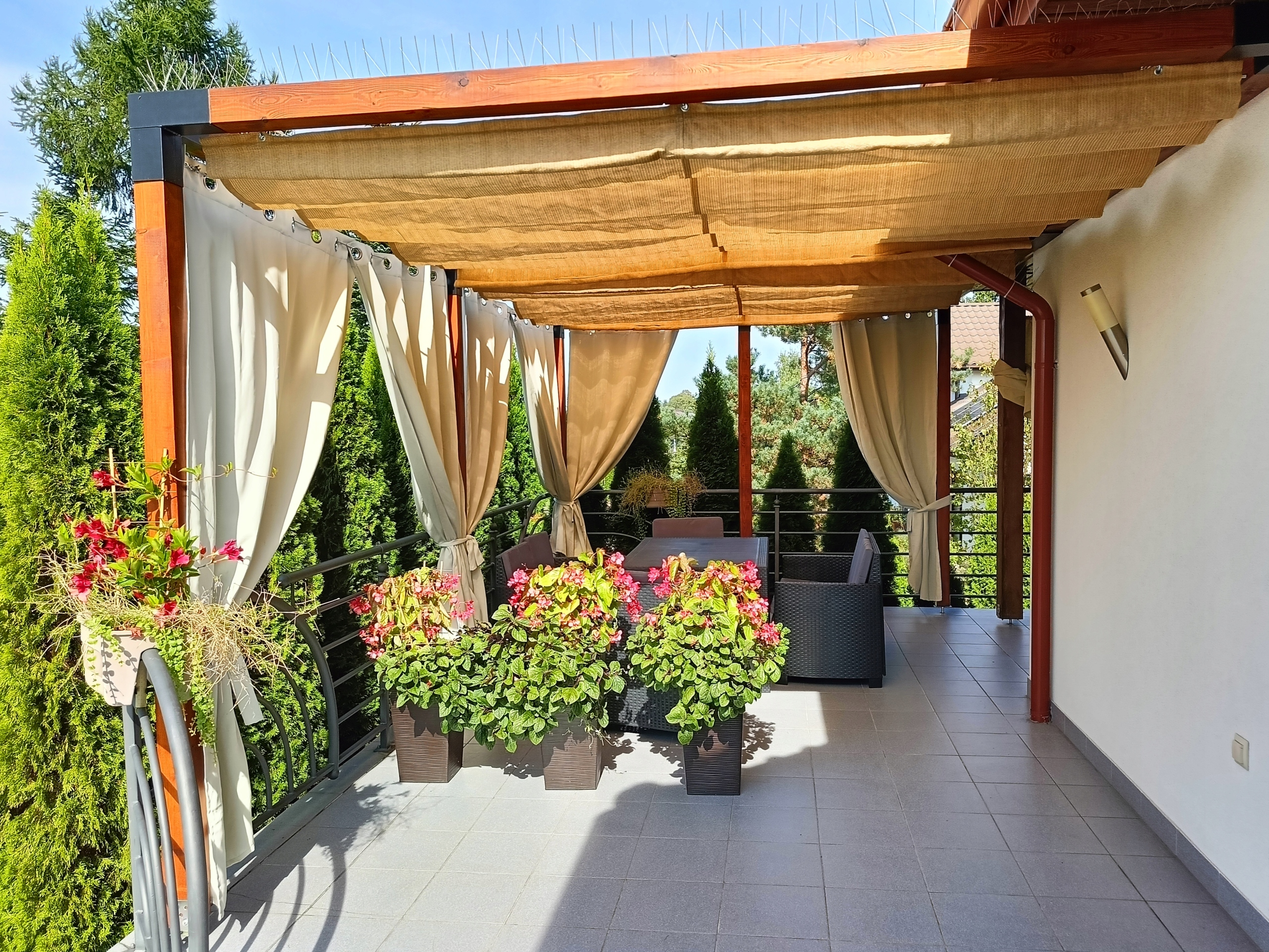 Římská Sluneční Roleta Srolovatelná Markýzou Na Míru Z Tkaniny Hdpe