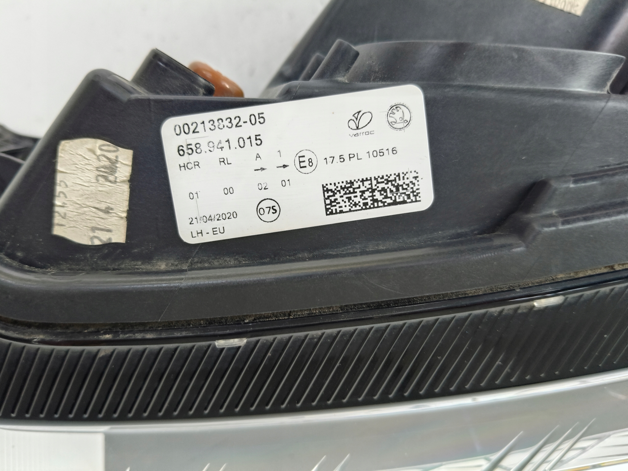 light left REFLEKTOR SKODA KAMIQ 658 18- LED