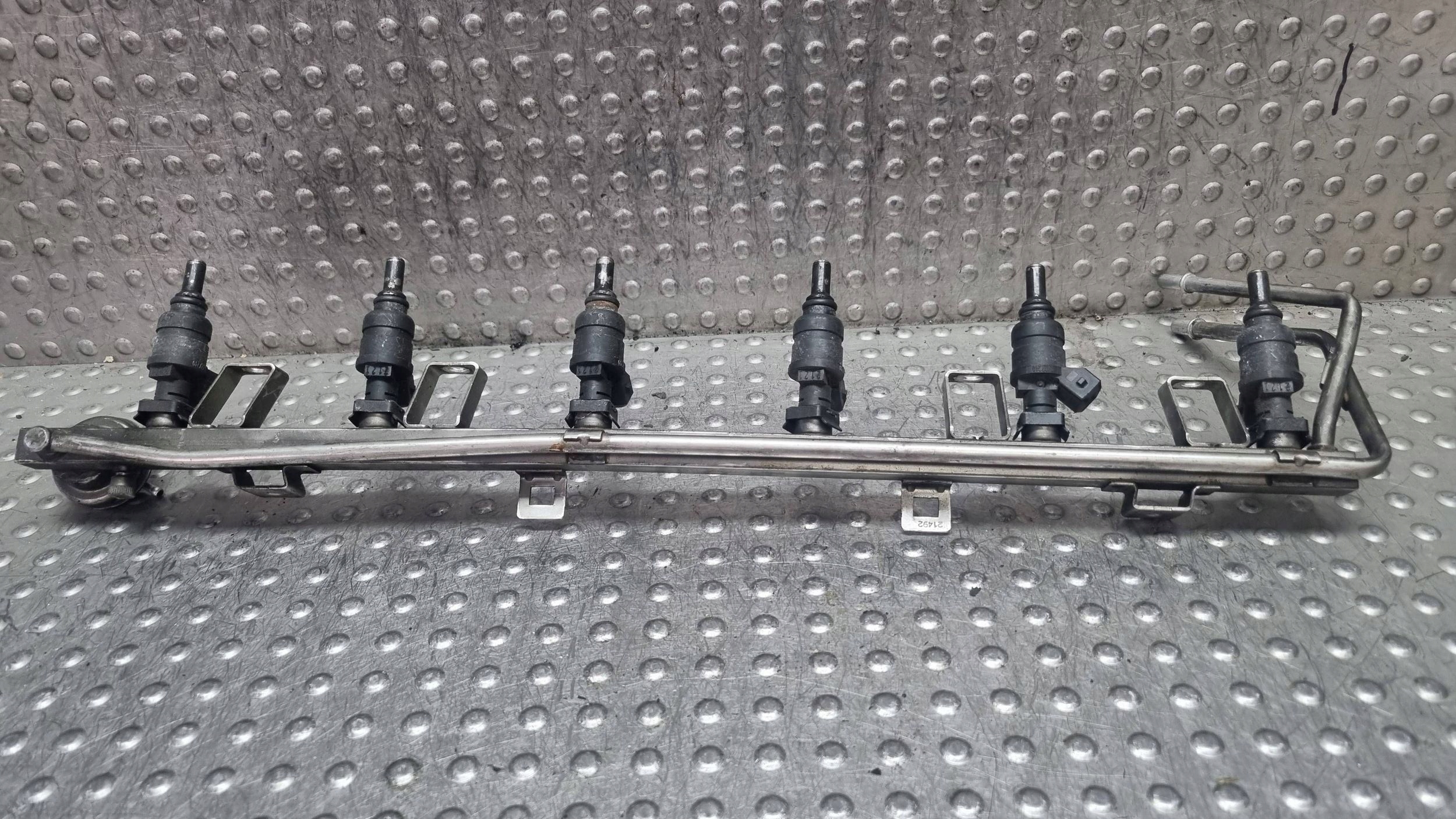 Rampe injection Injecteurs 1427335 1427240 BMW E39 E46 E60 E61 E53 E83 2.0i