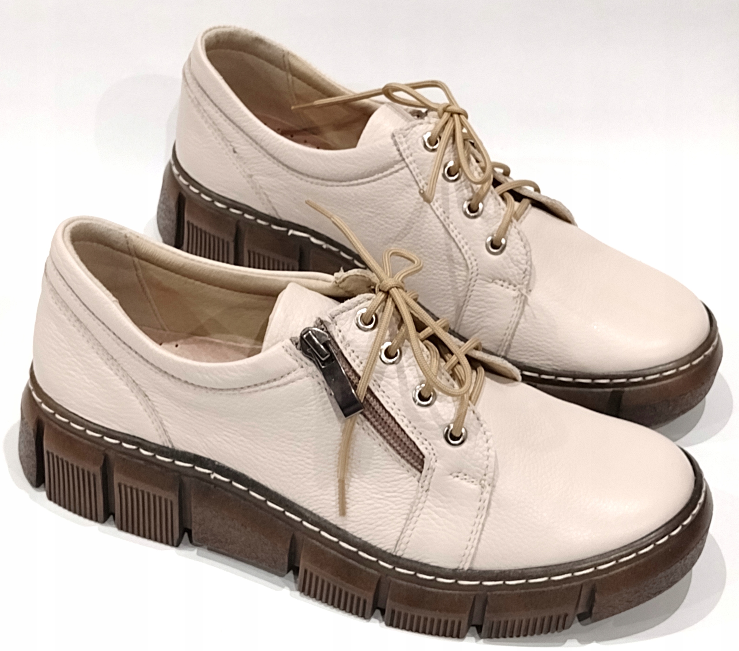 UNI-57T WYGODNE STYLOWE PÓŁBUTY SKÓRA KOMFORT 40