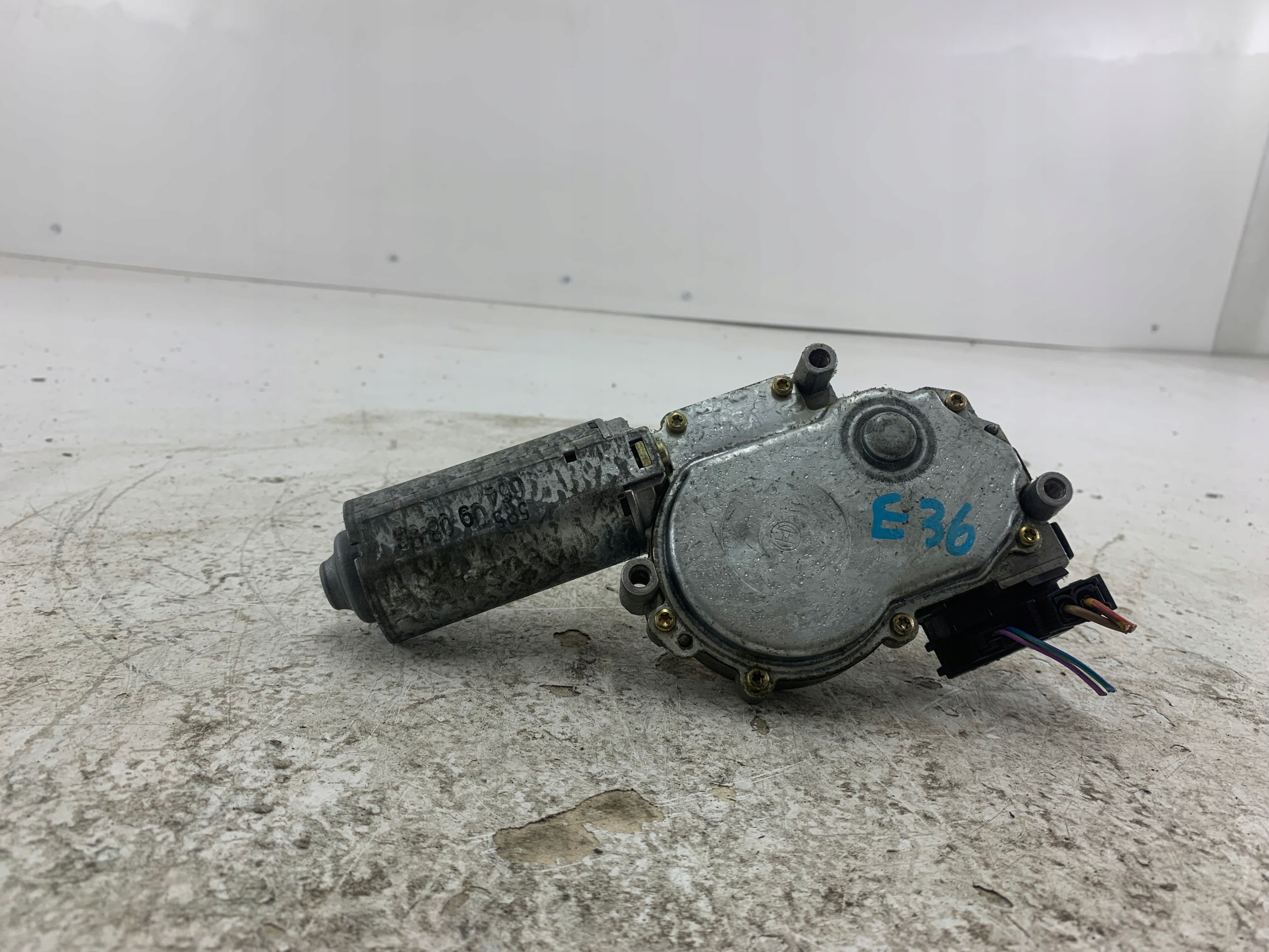 BMW E36 wischergsetänge heck