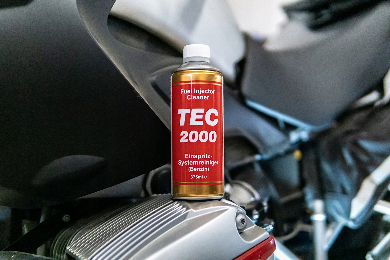 TEC2000 ŚRODEK DO CZYSZCZENIA WTRYSKIWACZY BENZYNA Pojemność opakowania 375 ml