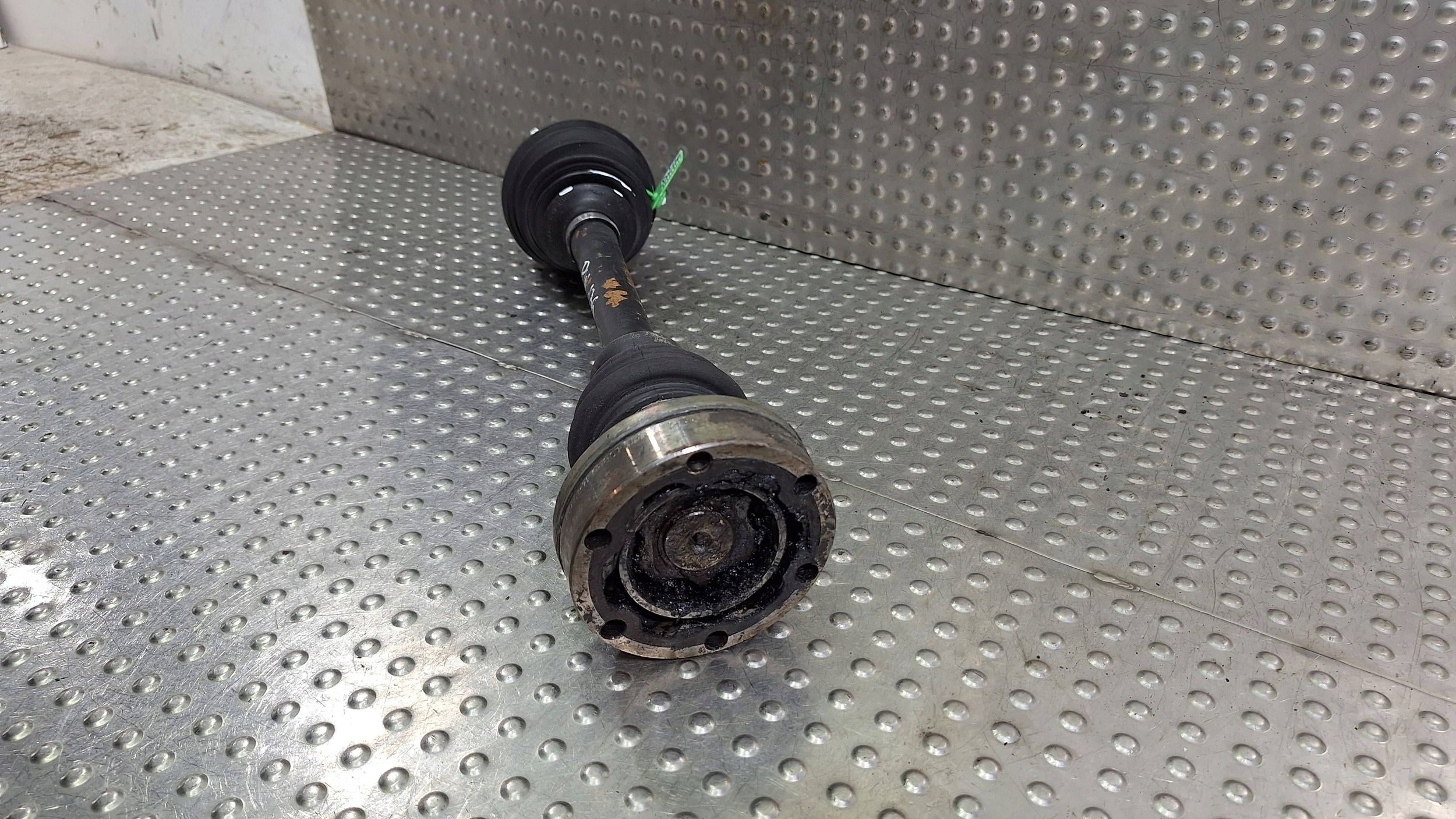semi-axis left front ABS 701407331B VW TRANSPORTER T4 1.9 TD