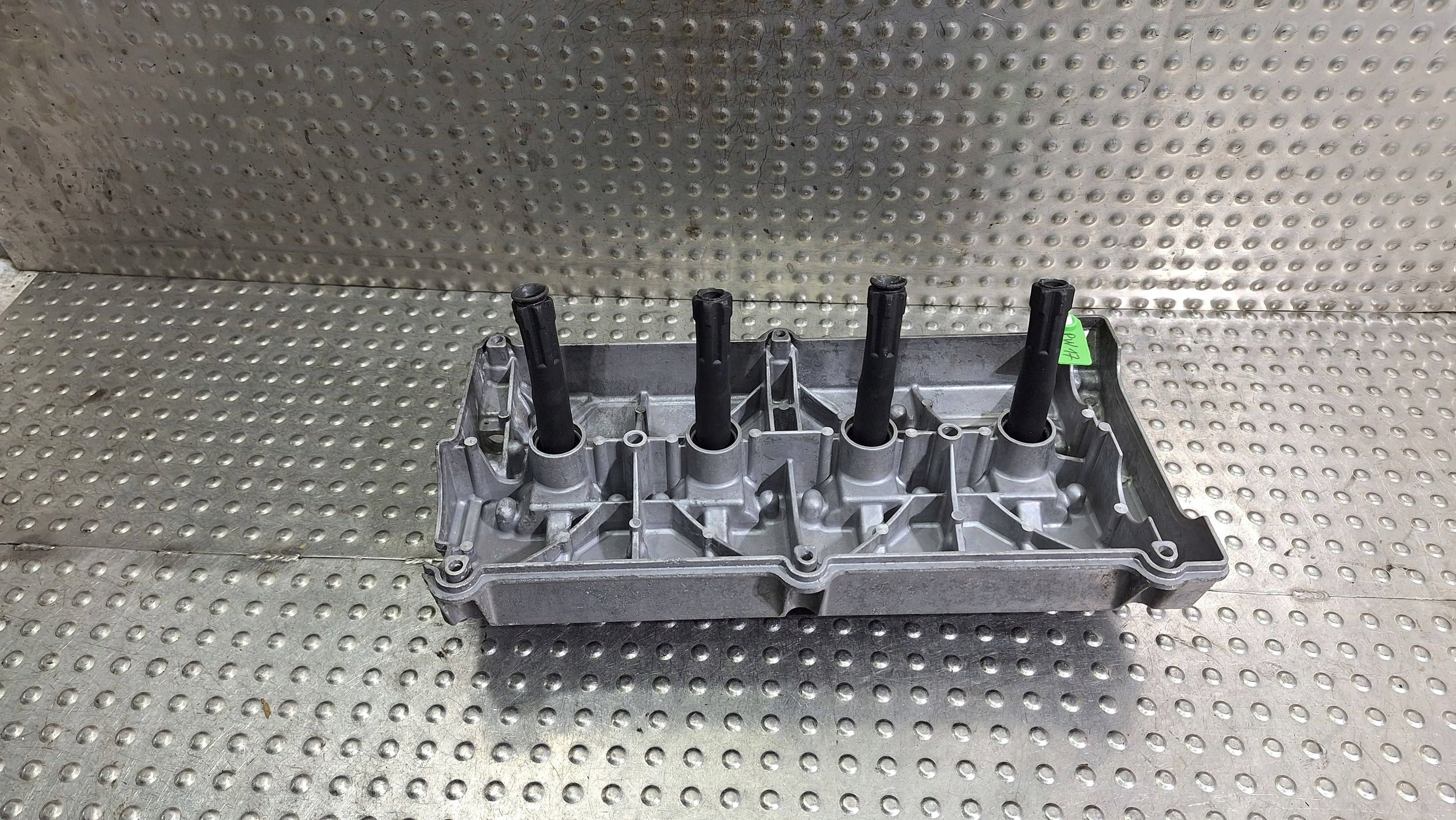 Abdeckung der Ventile Zündspulen 077103472D AUDI A8 D2 4.2 V8