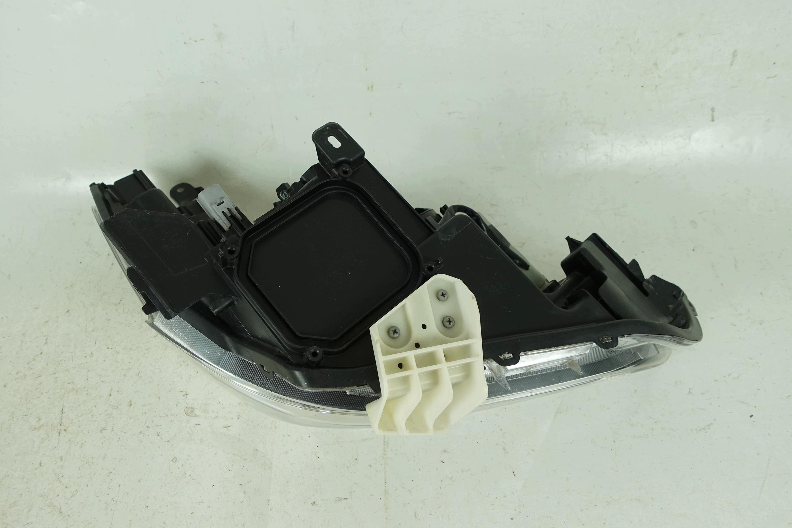 light left front left front TOYOTA PRIUS+ LIFT PRIUS + plus 15-18 ANGLIK