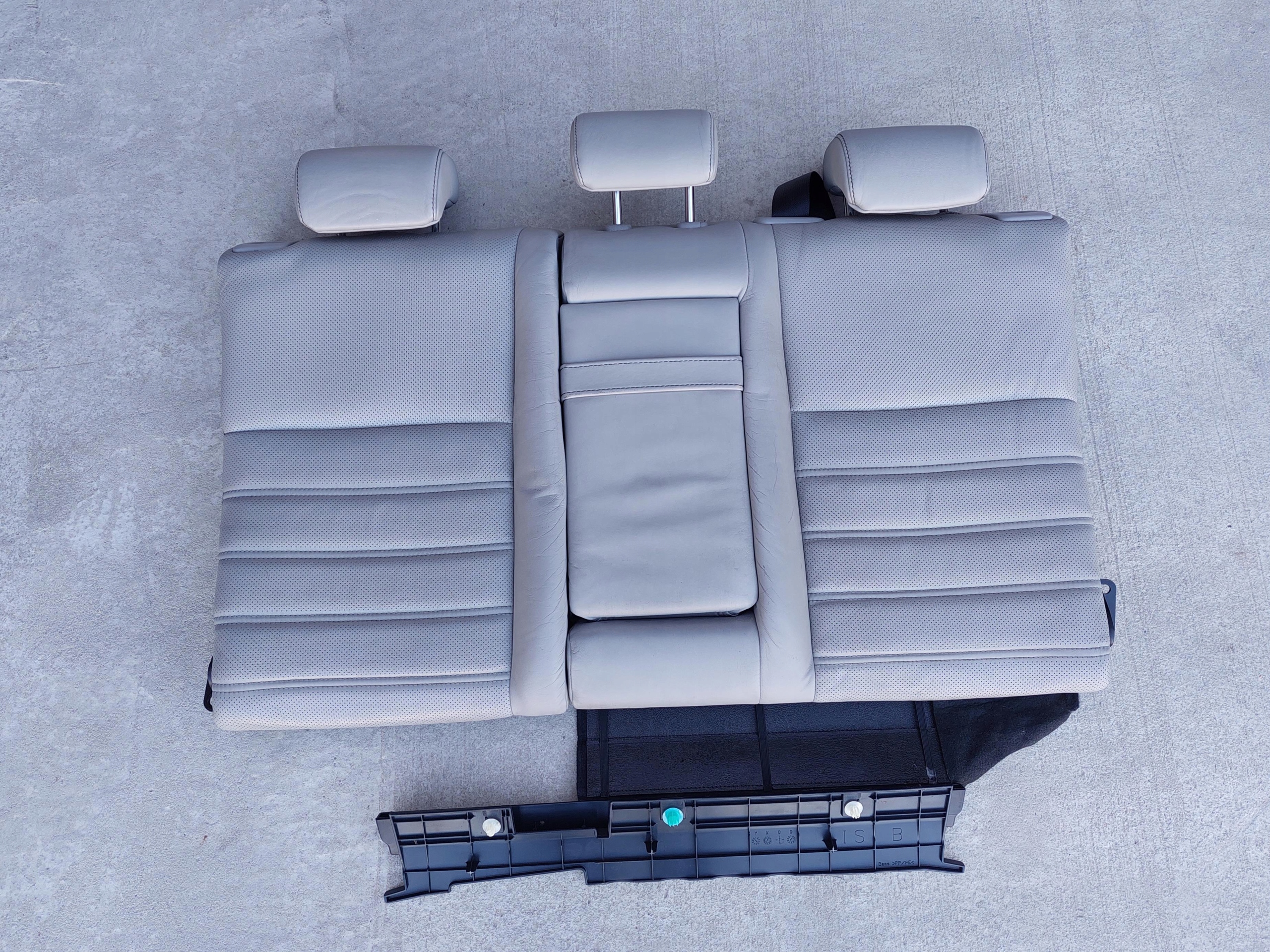 Sitz heck OPARCIE Kopfstützen LEXUS IS III 300 H