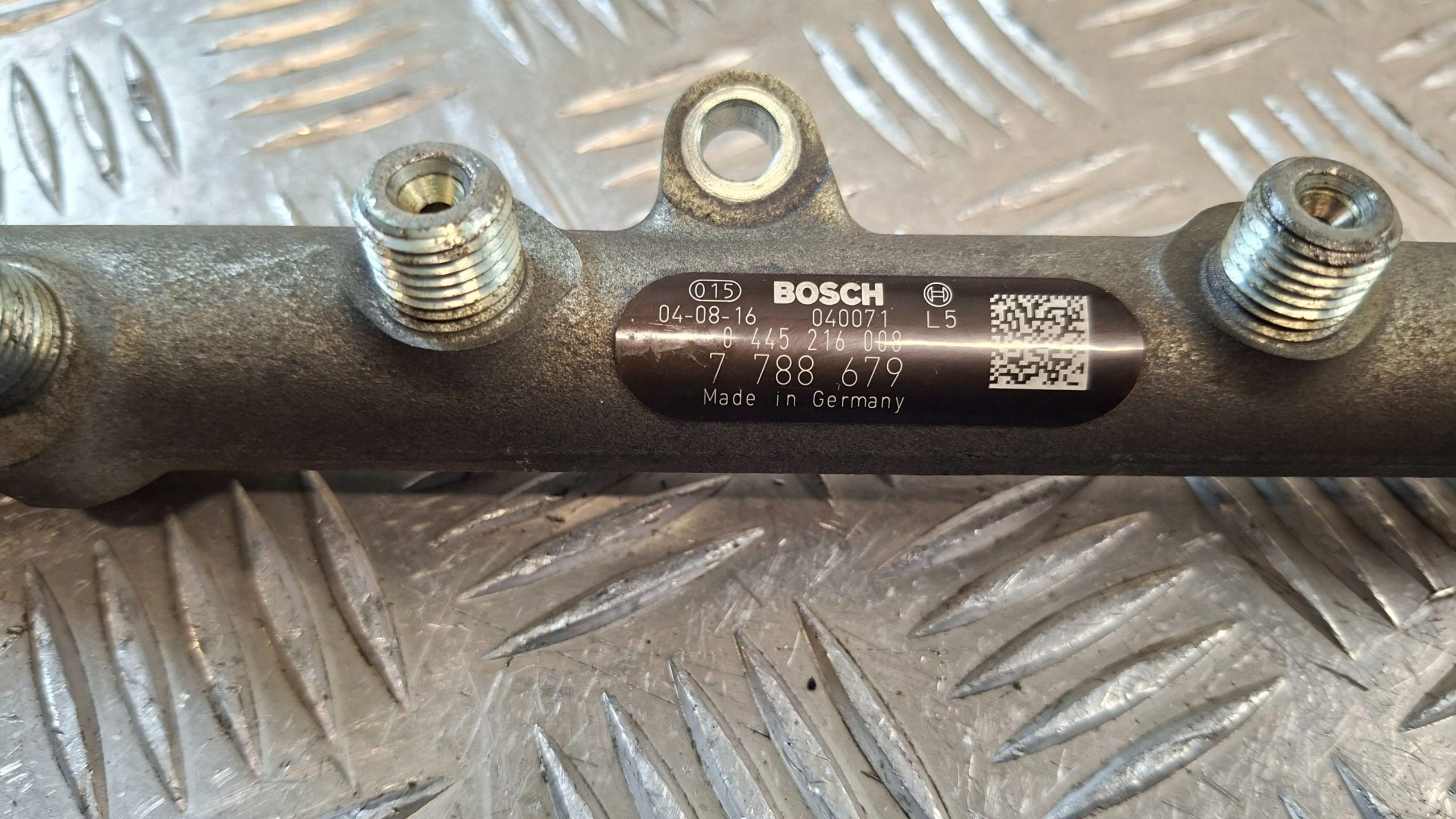 Rampe injection Z avec capteurs BMW E61 M57D25