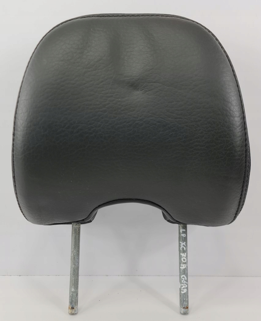 ZAGLOWEK LEWY PRZOD VOLVO XC70