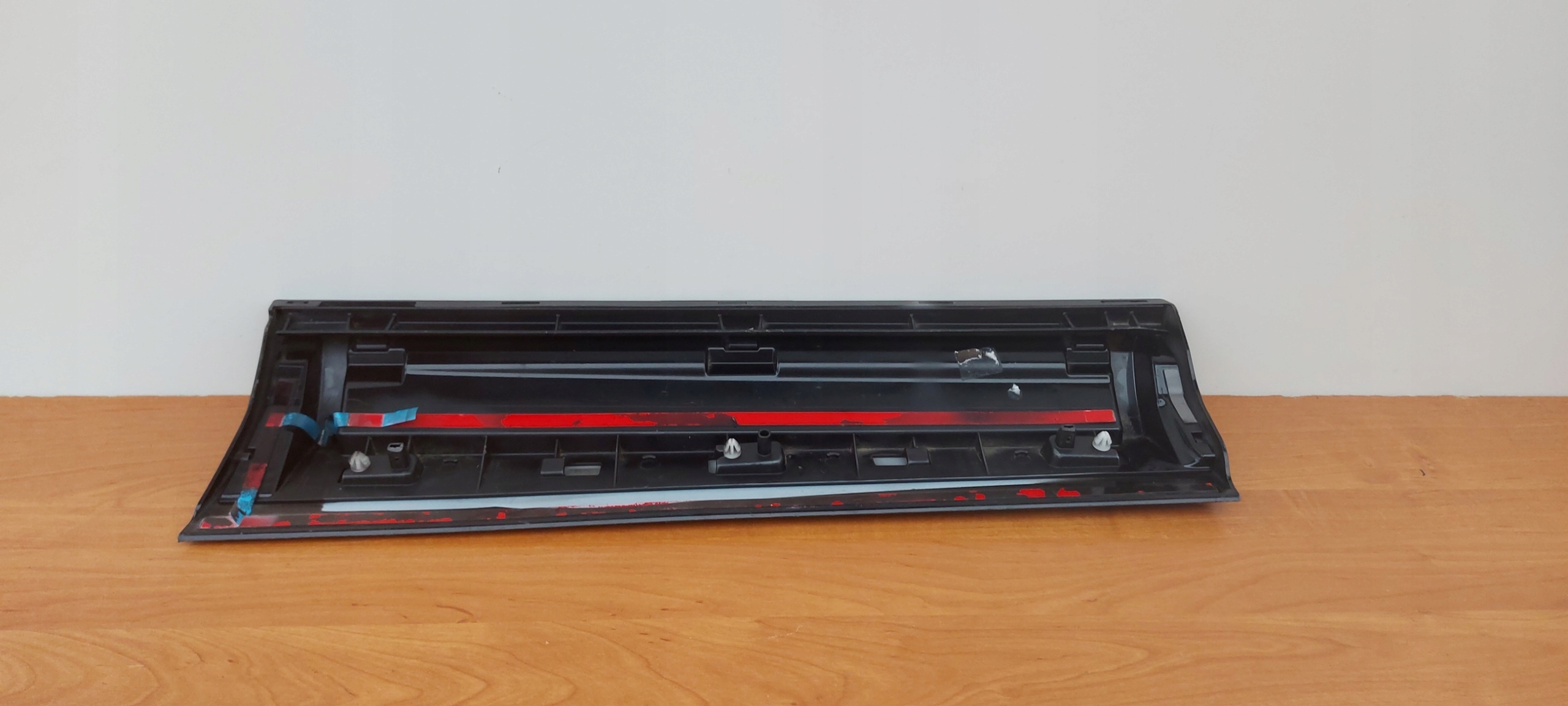 AUDI Q3 8U S-LINE moulding door left rear part cap