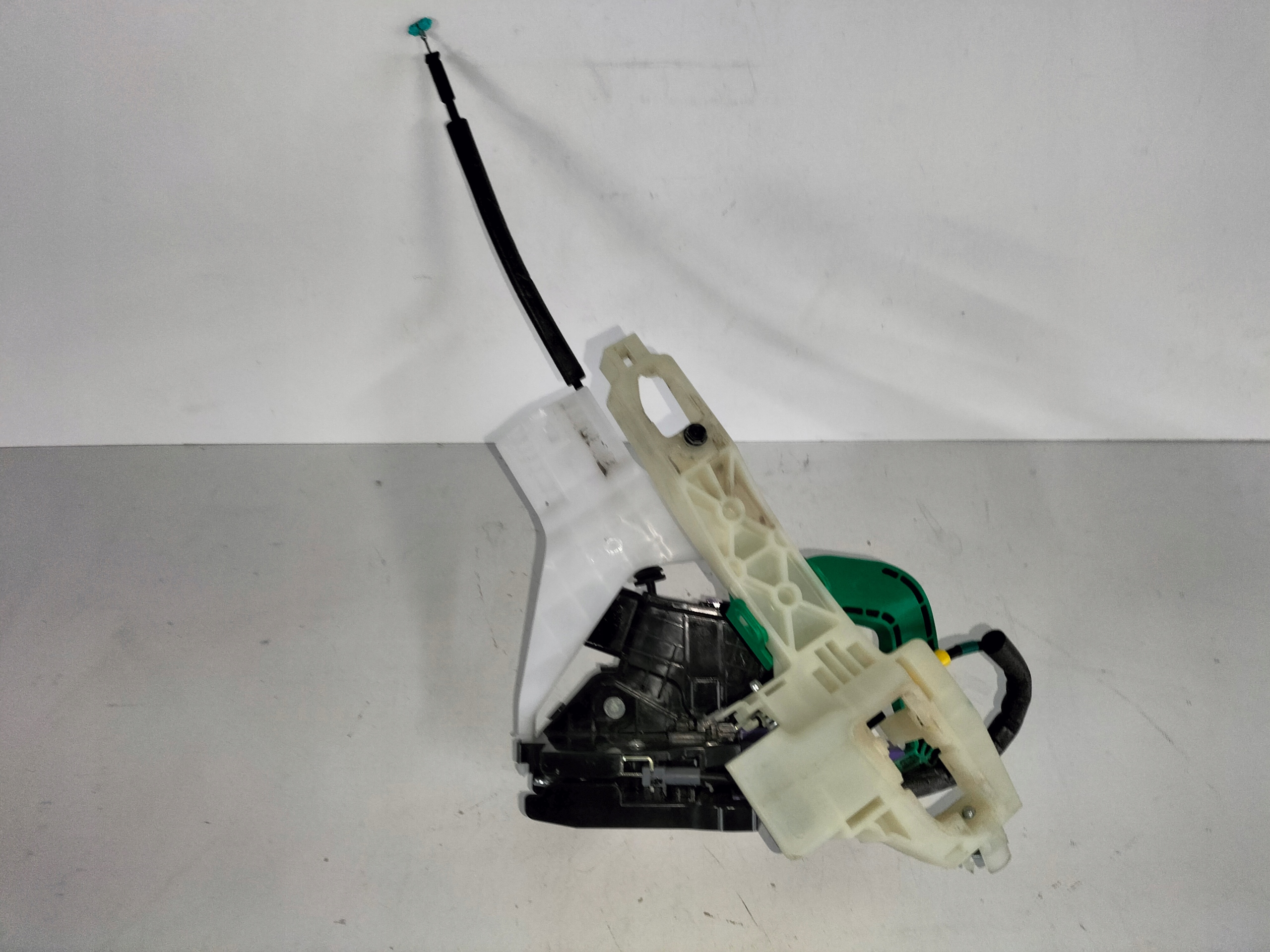 lock door rear part left HYUNDAI I30 III 17