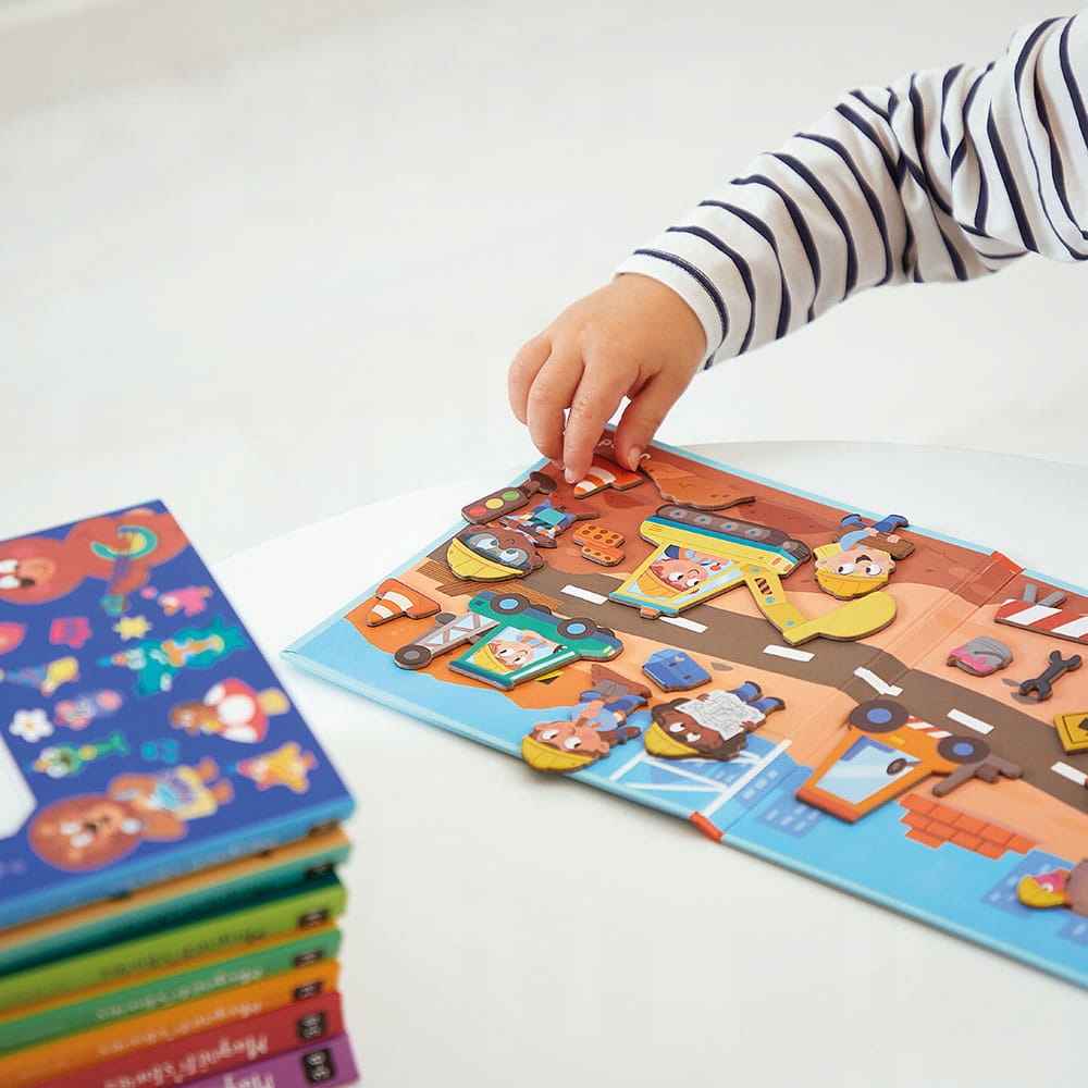 MAGNETYCZNA UKŁADANKA PLAC BUDOWY MAGNETI'STORIES 3+ JANOD Szerokość produktu 18 cm