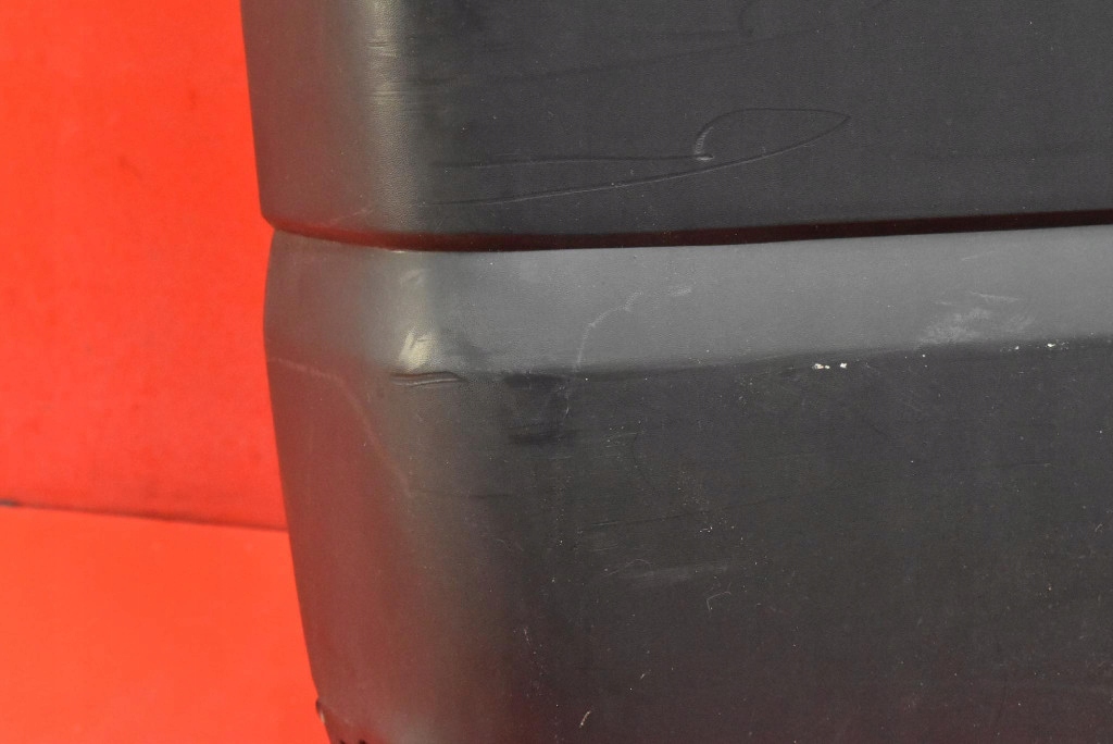 corner right lower black RENAULT TRAFIC 3 III 14-21