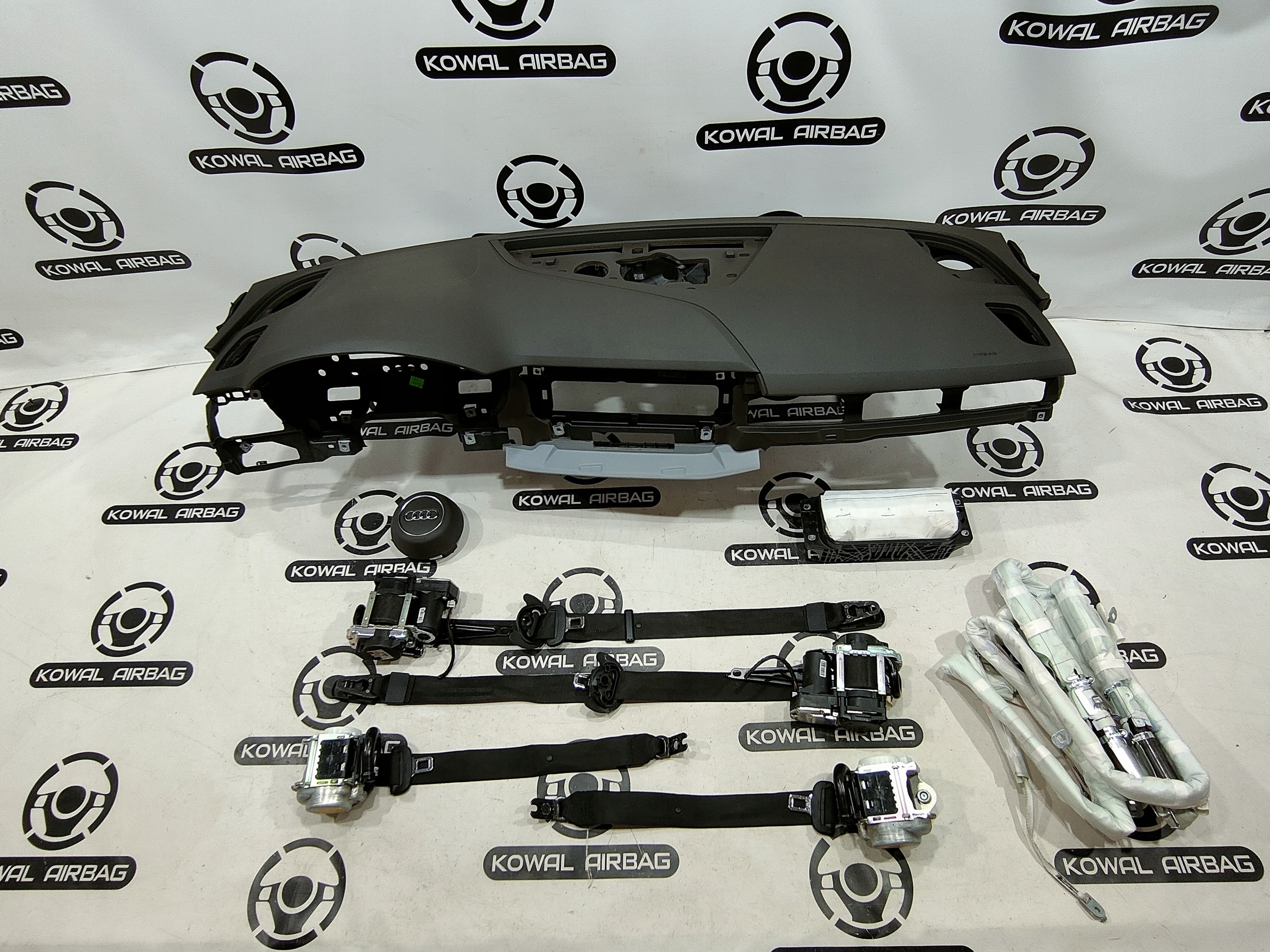 AUDI A4 b9 8W дошка консоль подушка безпеки ремені