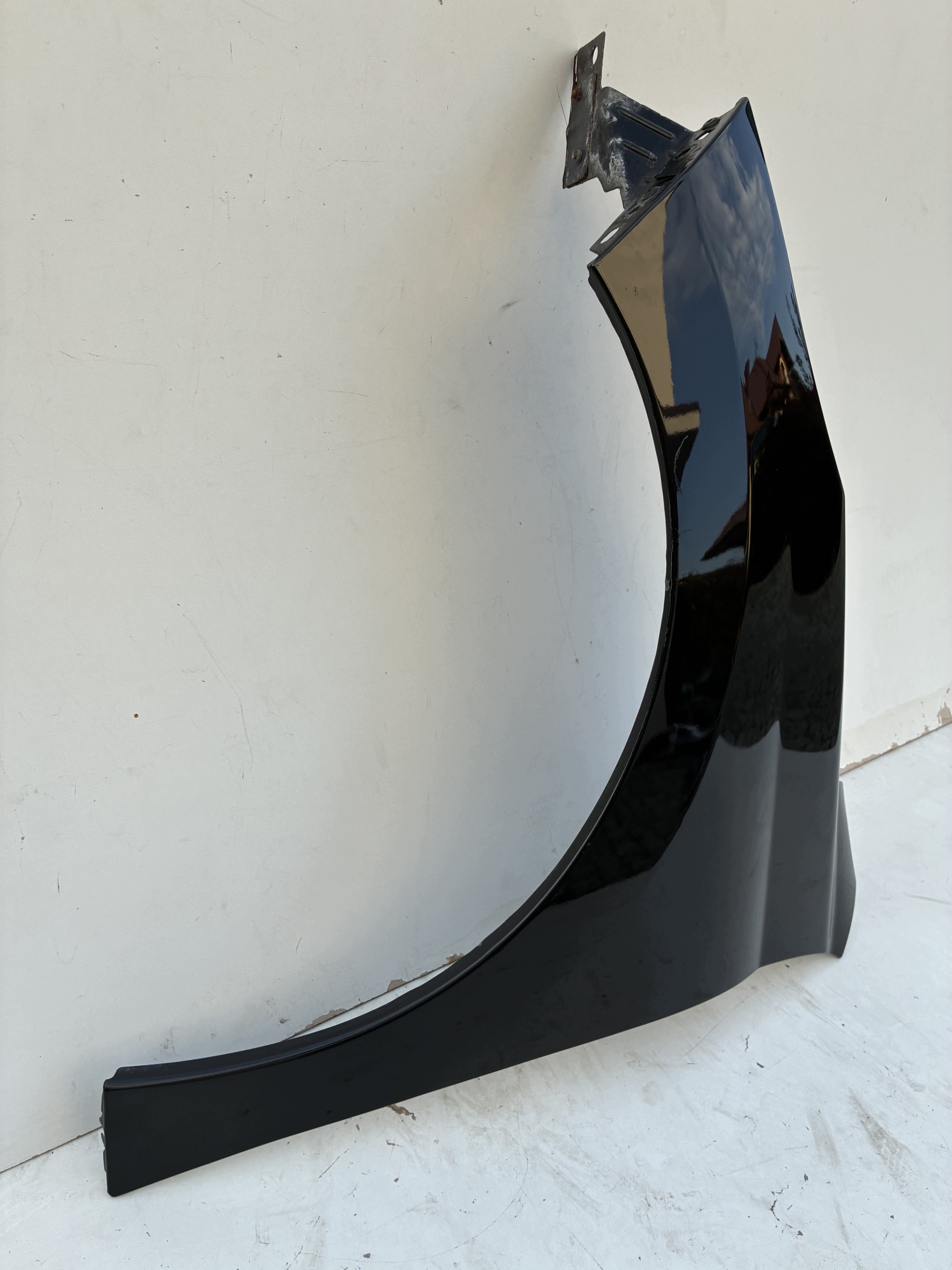 fender left front front Peugeot 207 Lift EXLD 06-12r. =OEM= Eu